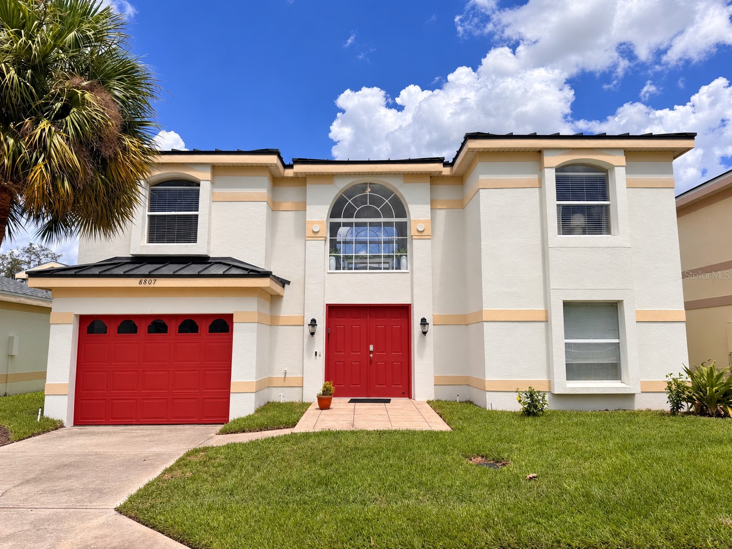 8807 CRAYSON COURT