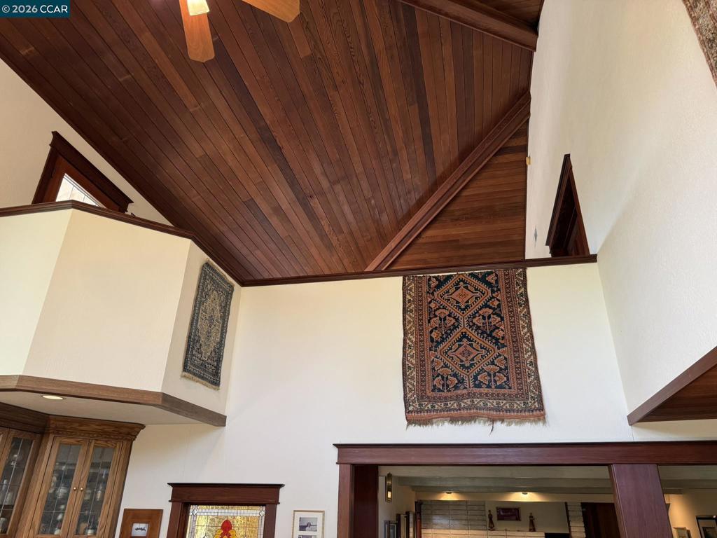 3611 Vista Charonoaks