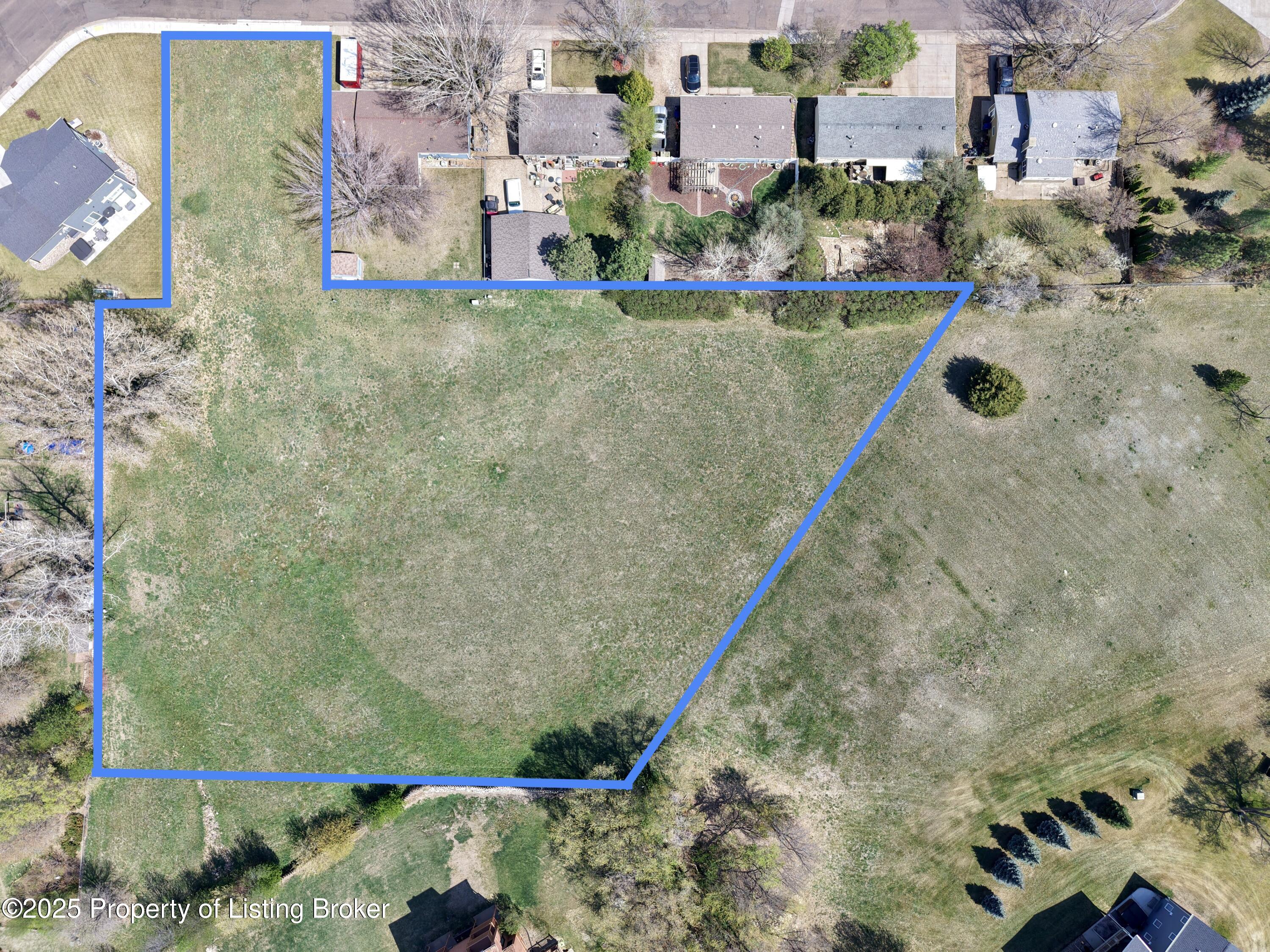 7th Avenue E, Dickinson, ND 58601