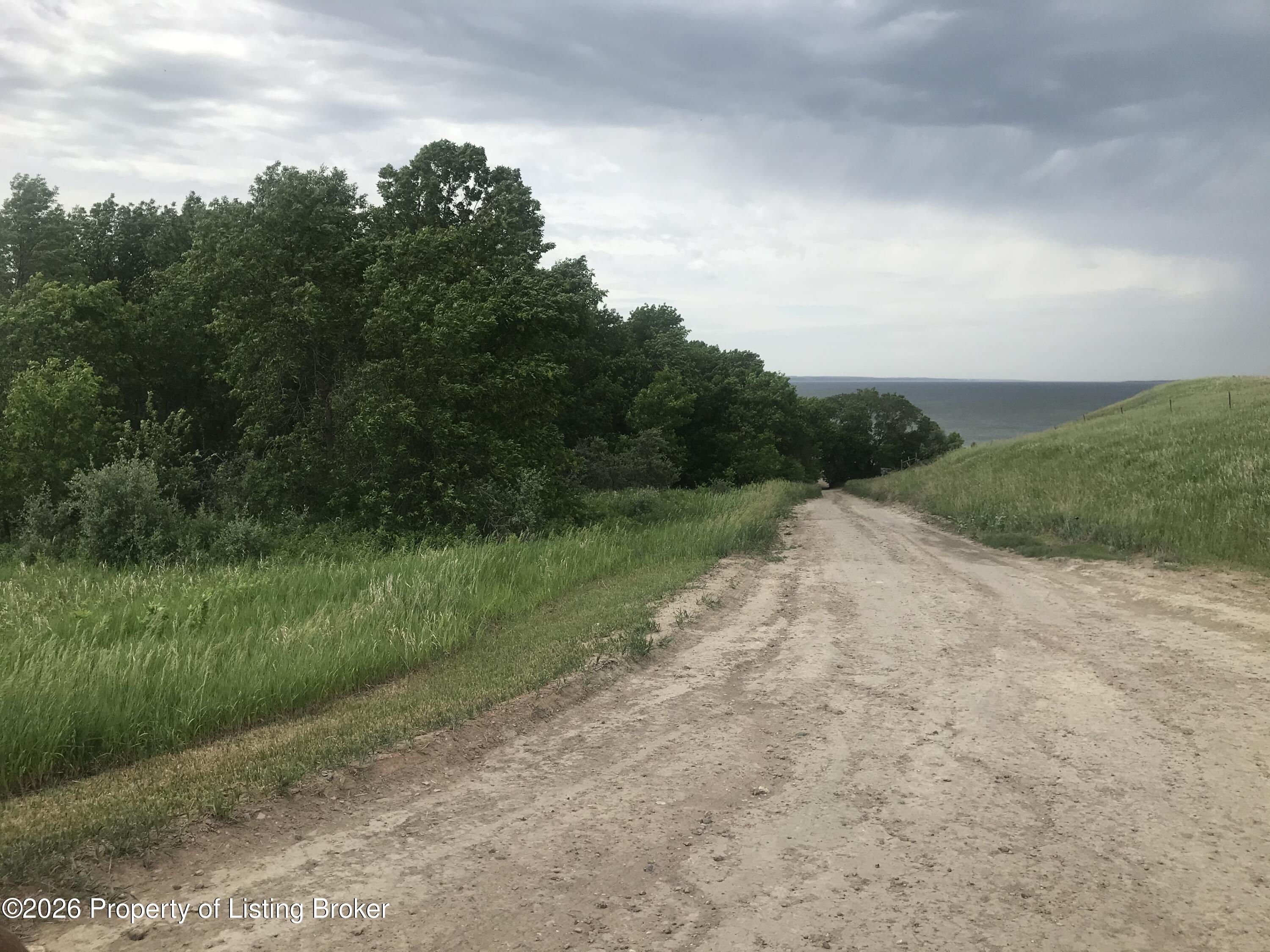 Beulah Bay Road, Beulah, ND 58523