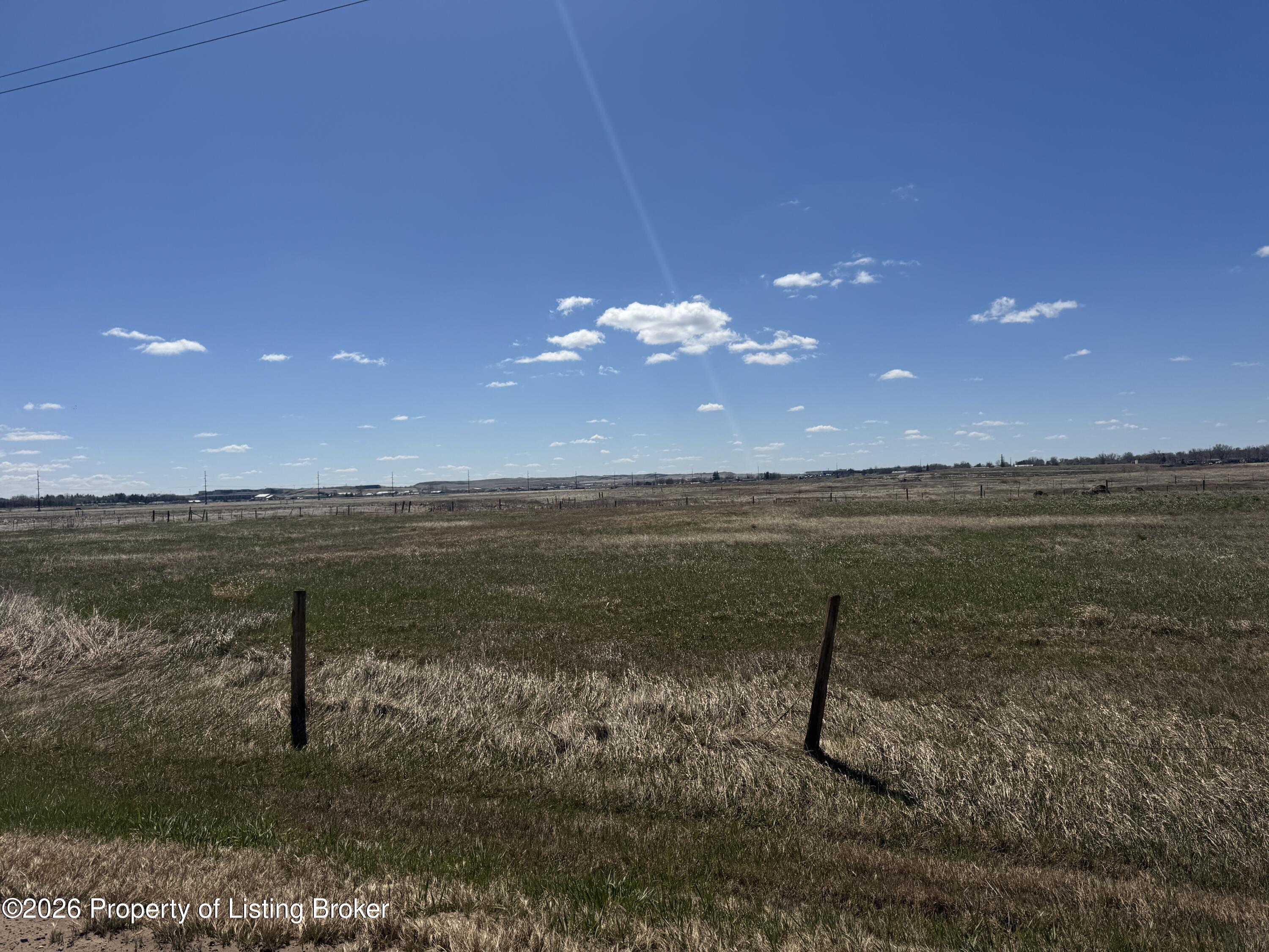 17th Avenue NE, Watford City, ND 58854