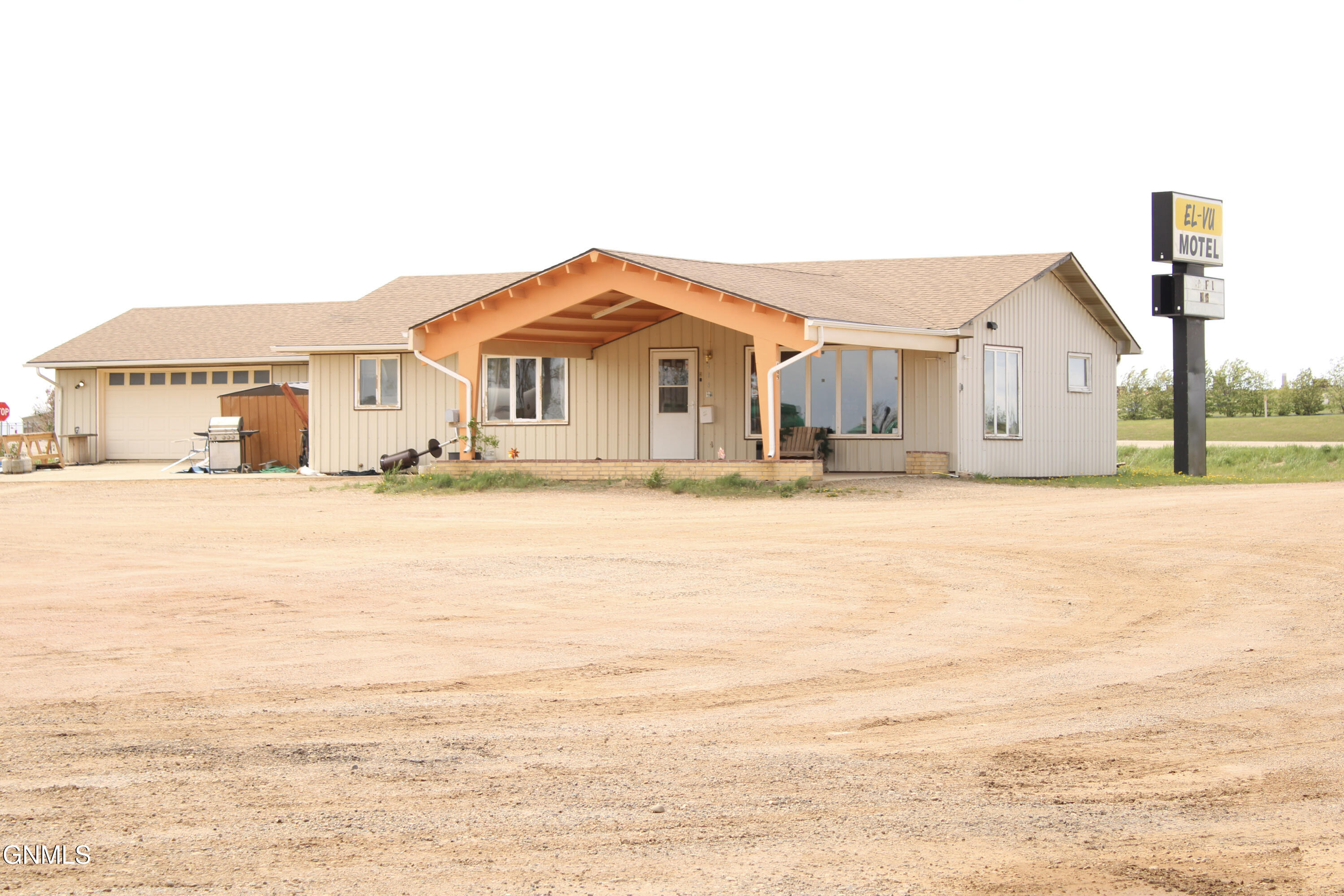 409 Hwy 85 S, Bowman, ND 58623