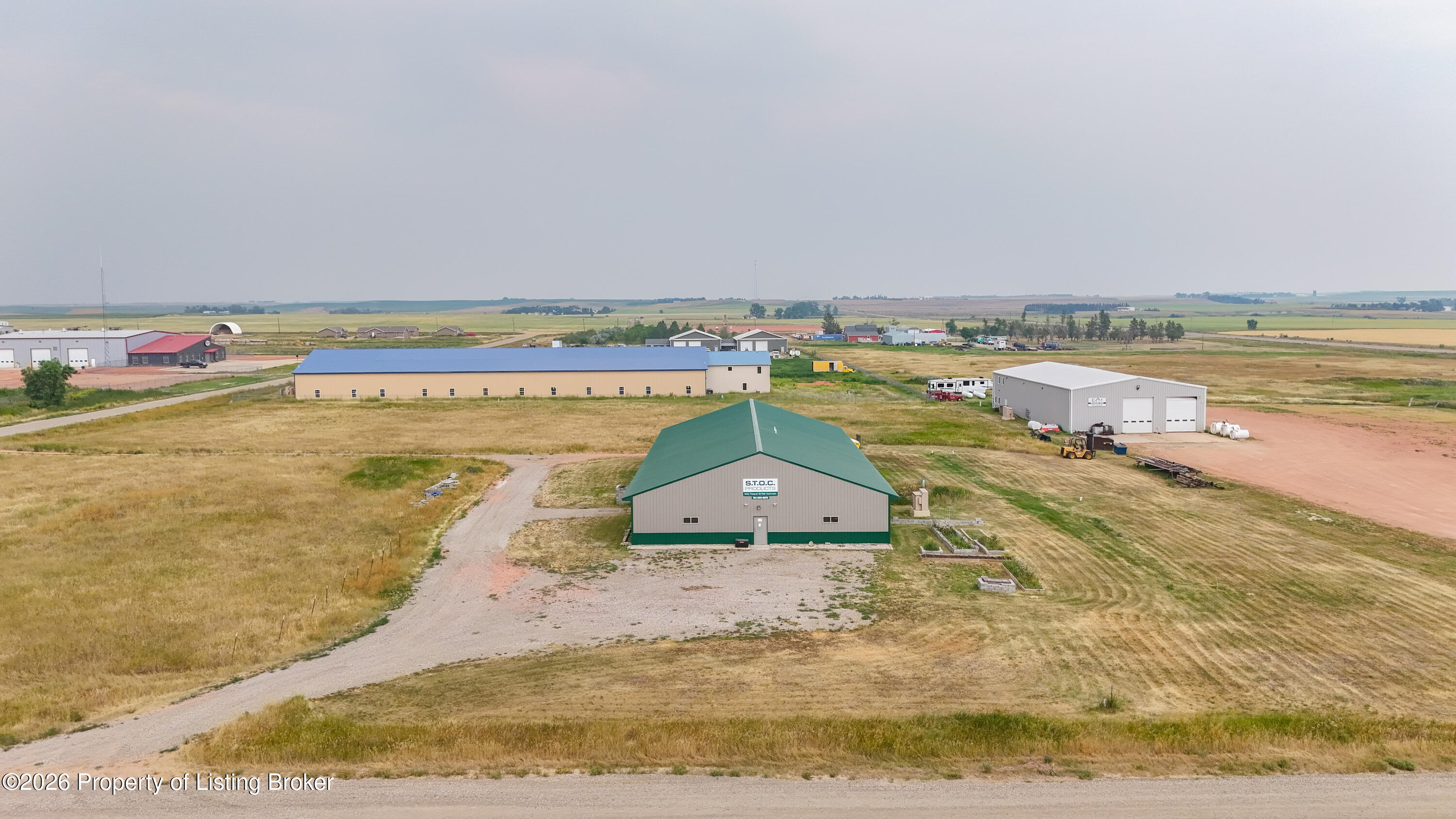 2736 109E Avenue SW, Dickinson, ND 58601