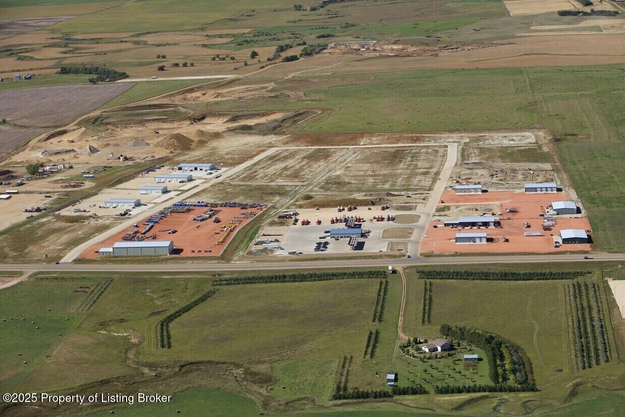 30J Street SW, Dickinson, ND 58601
