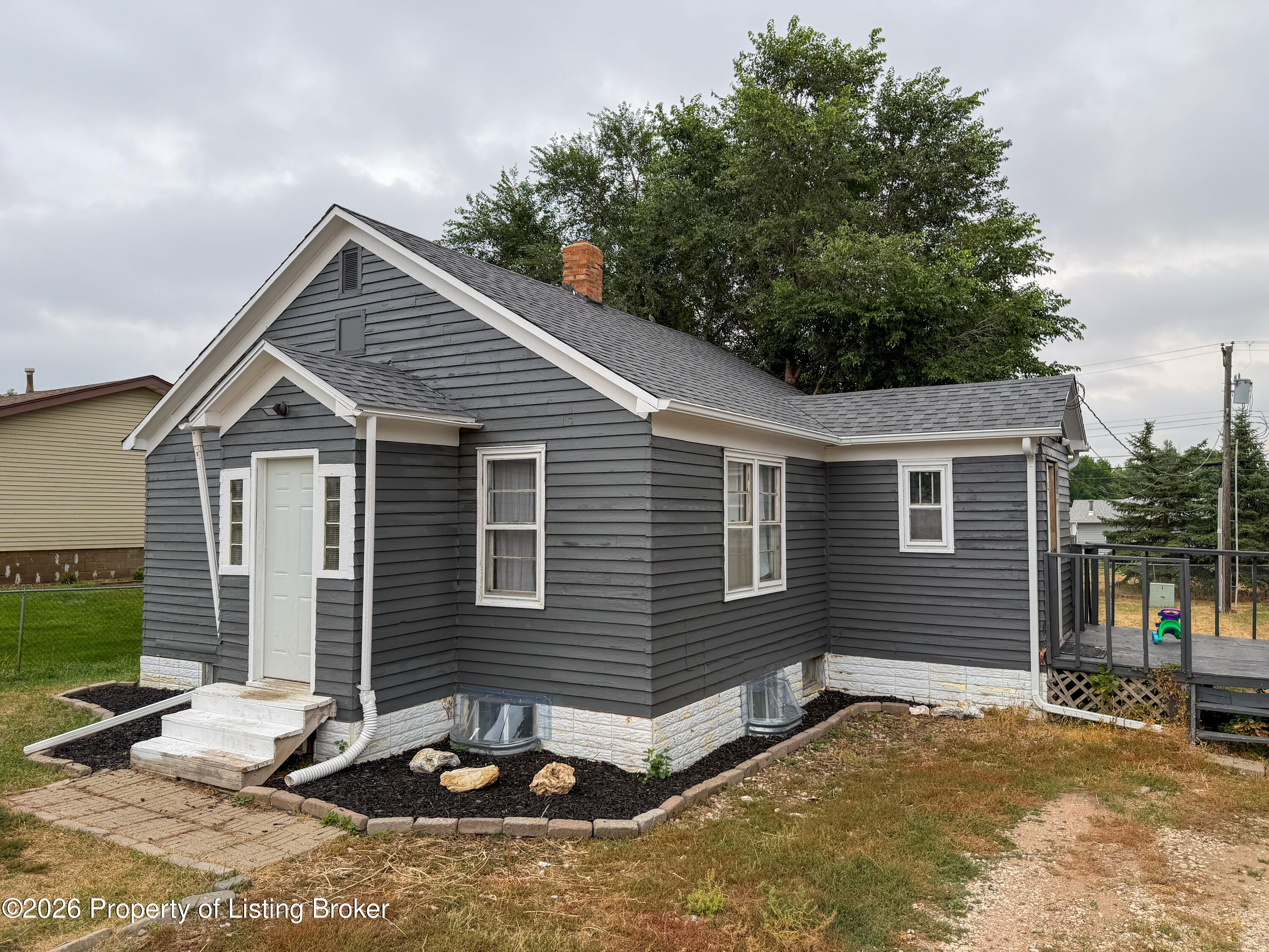 639 Main Avenue S, Dickinson, ND 58601