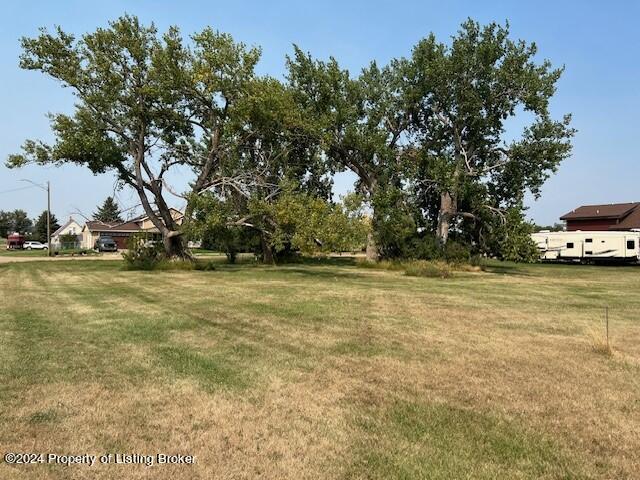 Cliff Street, Gladstone, ND 58630