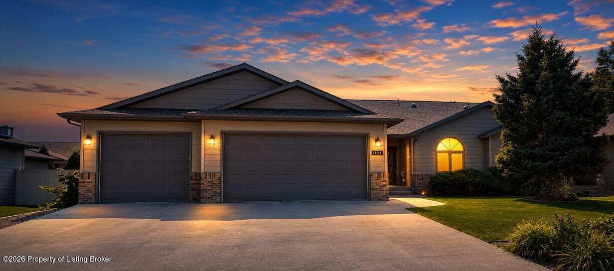 1312 6th Street E, Dickinson, ND 58601