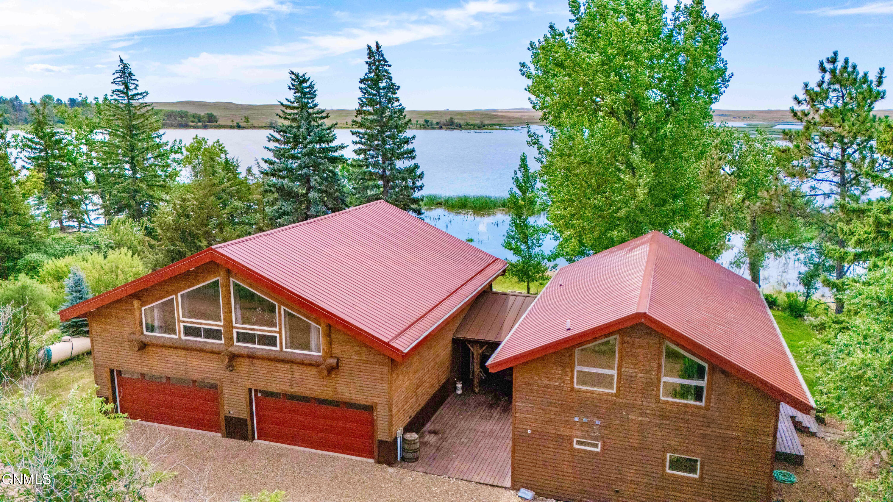 124 Lake Ilo Drive, Dunn Center, ND 58626