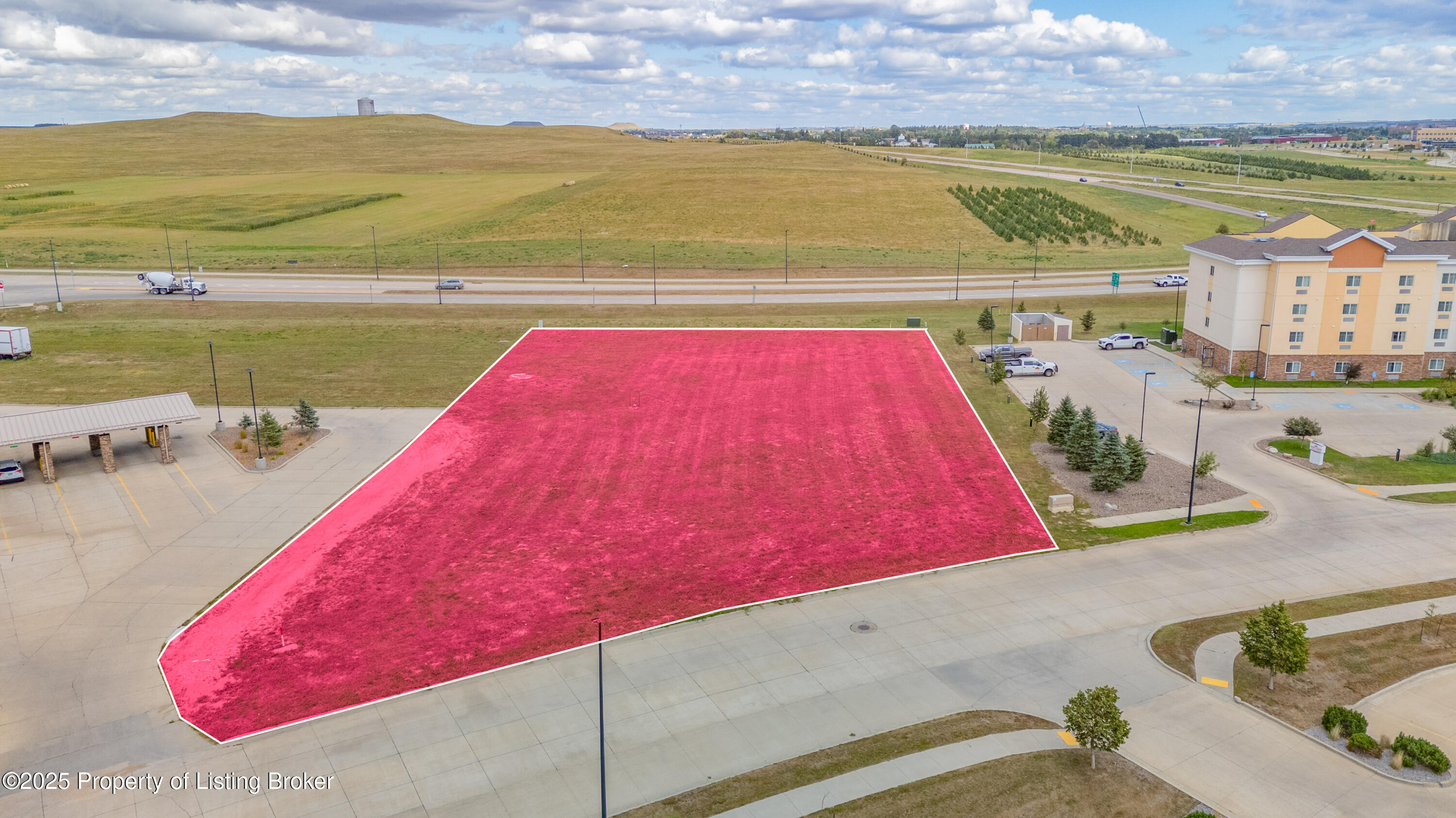 Roughrider Boulevard, Dickinson, ND 58601