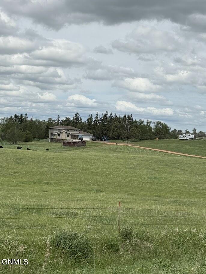 619 76th Avenue SW, Dodge, ND 58625