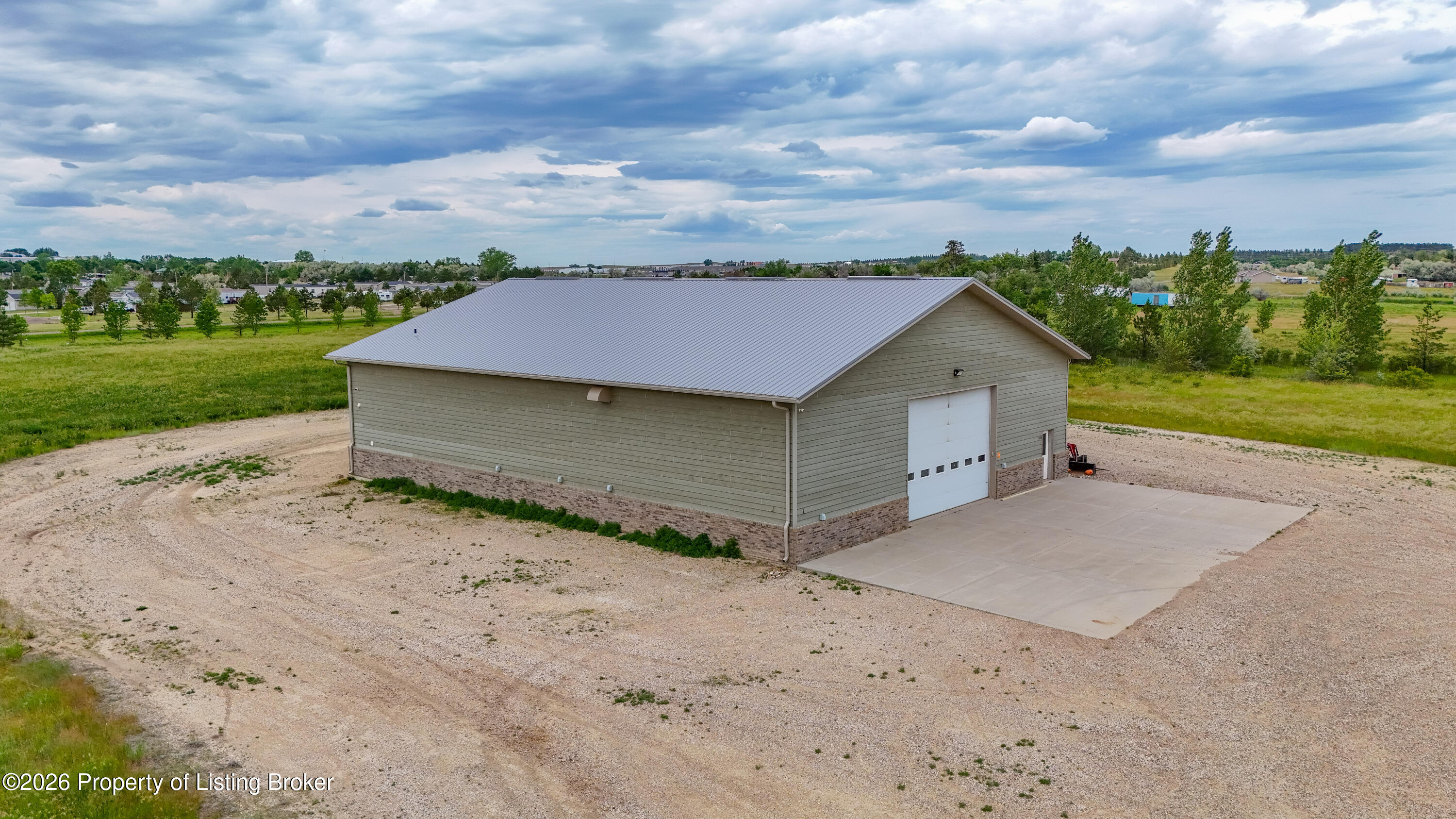 1111 21st Street E, Dickinson, ND 58601