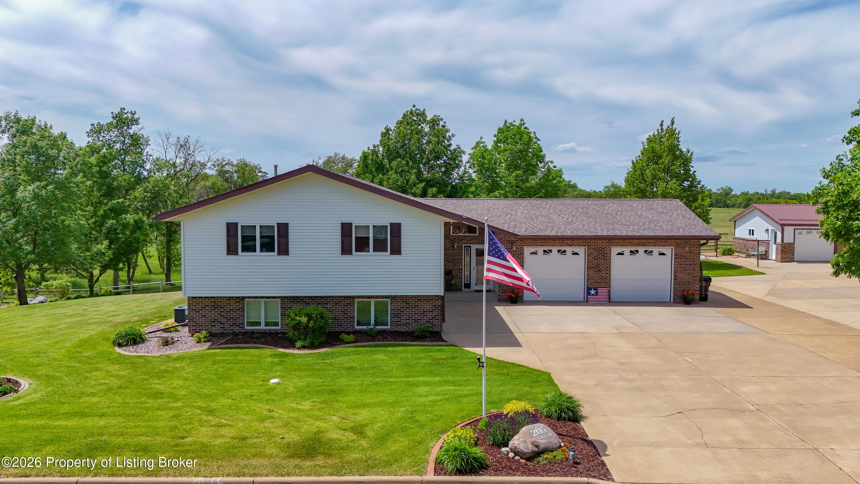 205 7th Street SW, South Heart, ND 58655