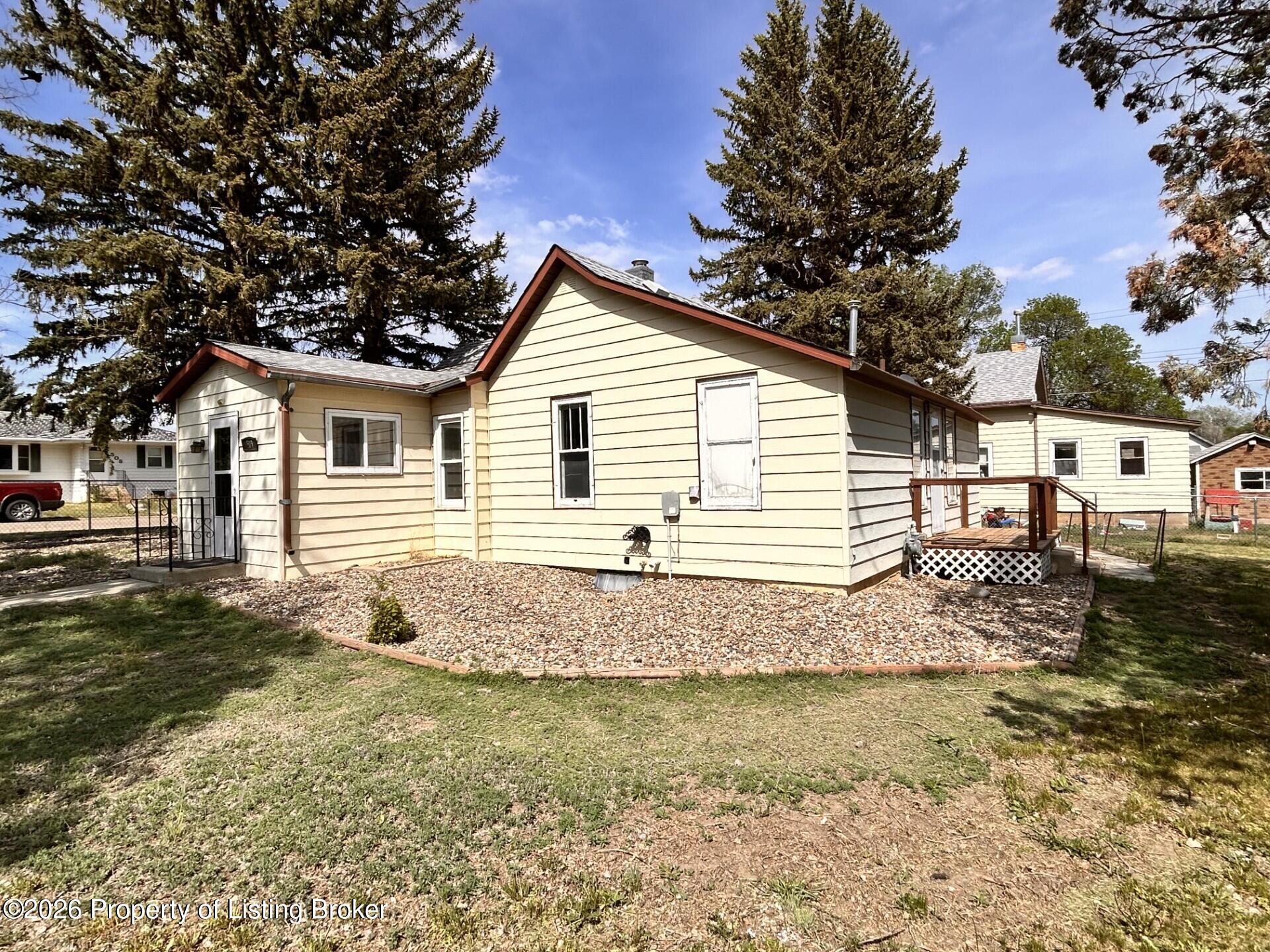 507 2nd Street NW, Bowman, ND 58623