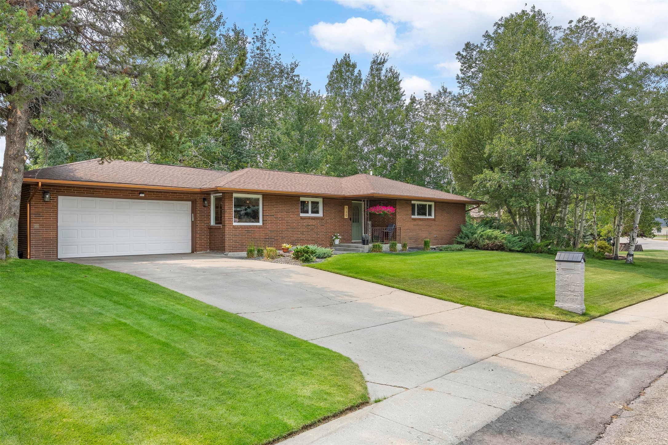 130 Rampart Drive