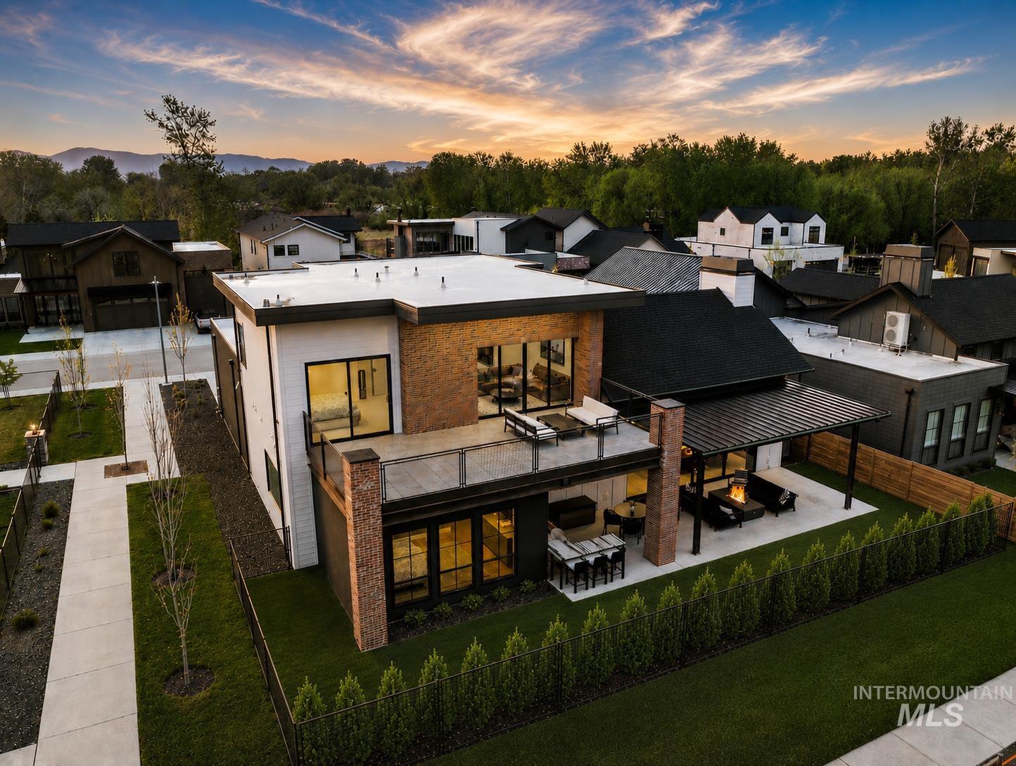 259 S Carbon Rivet Ave, Eagle ID 83616