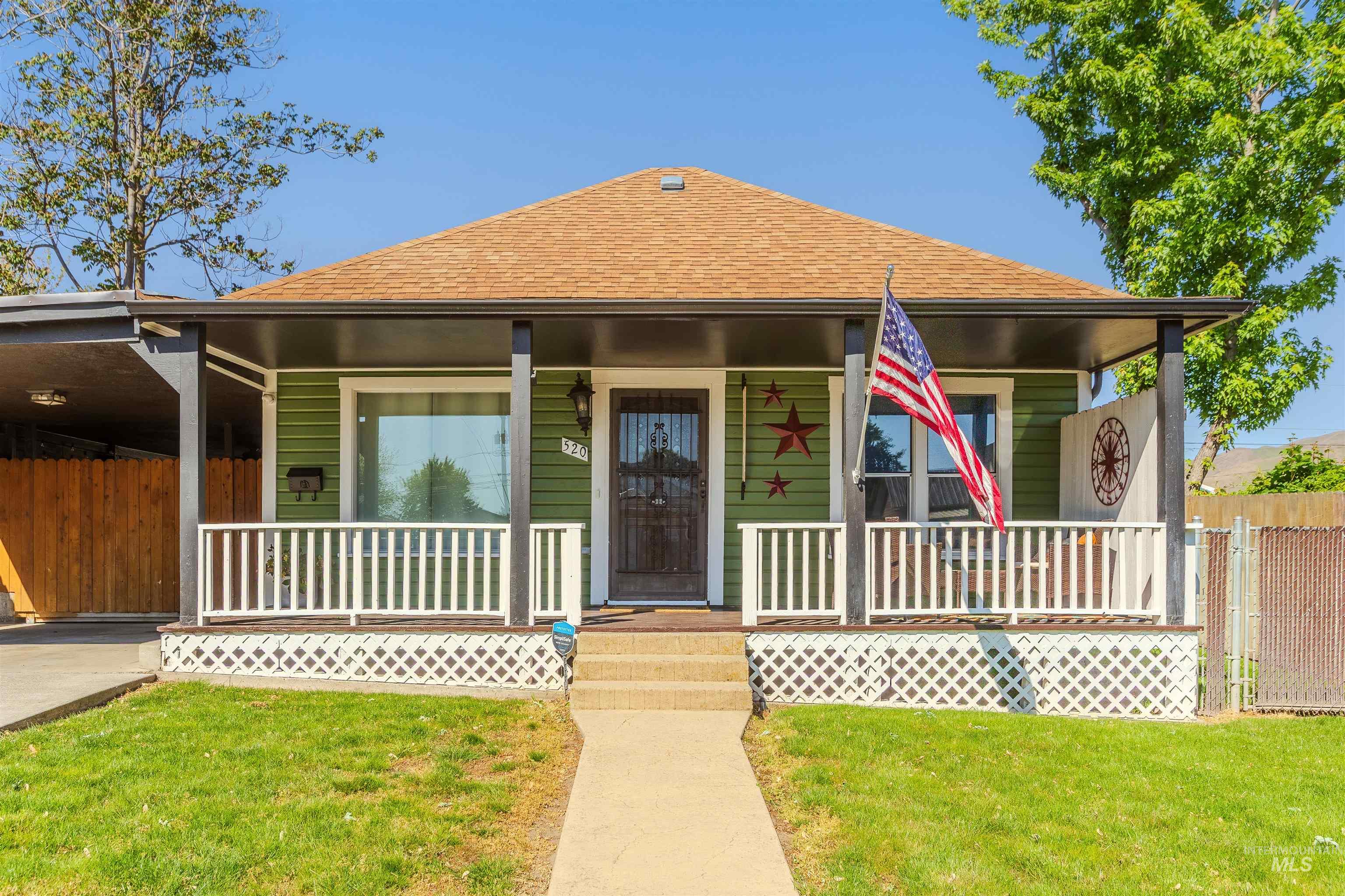 520 7th St, Clarkston WA 99403