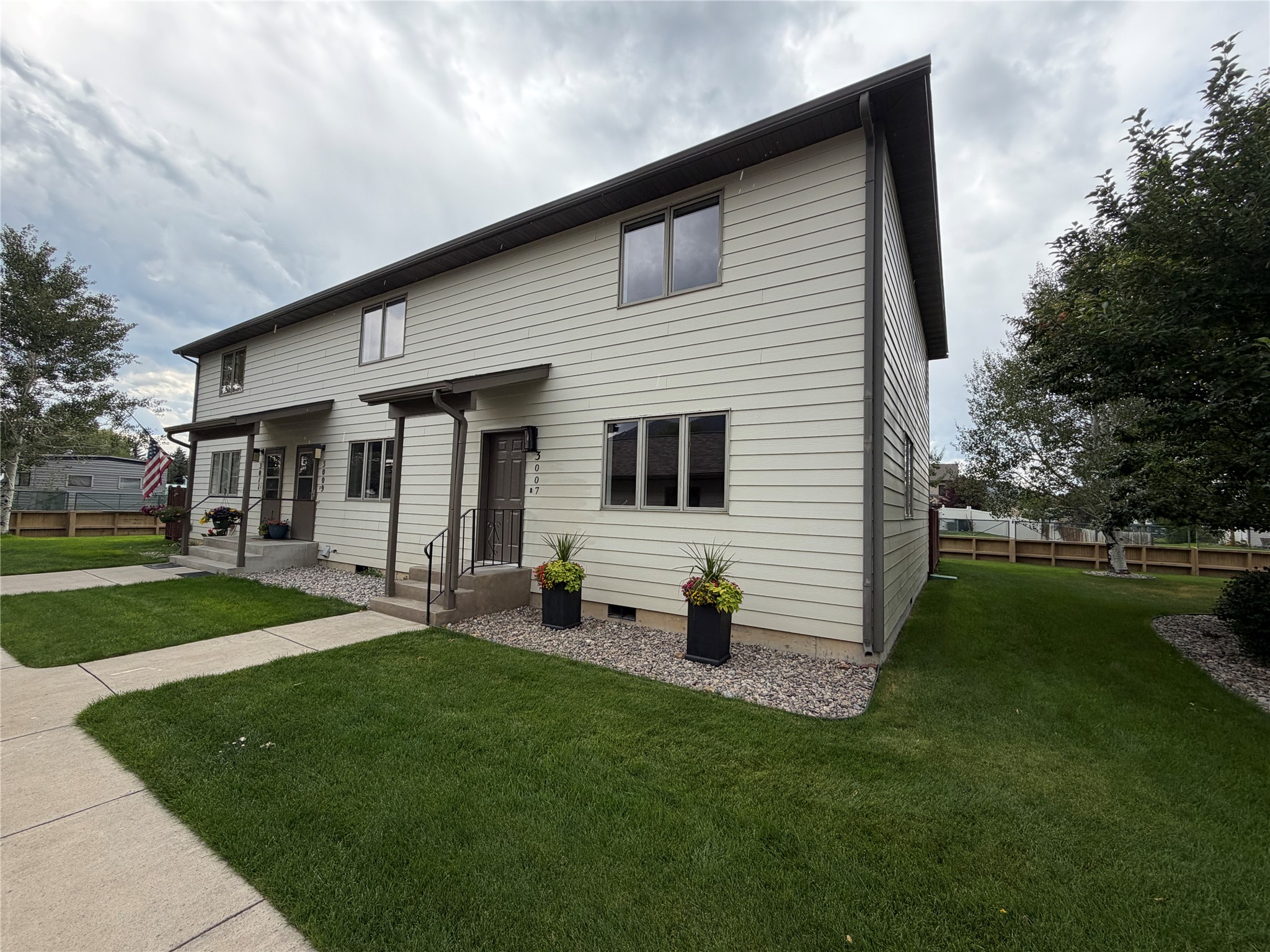 3007 Meadowlark Lane