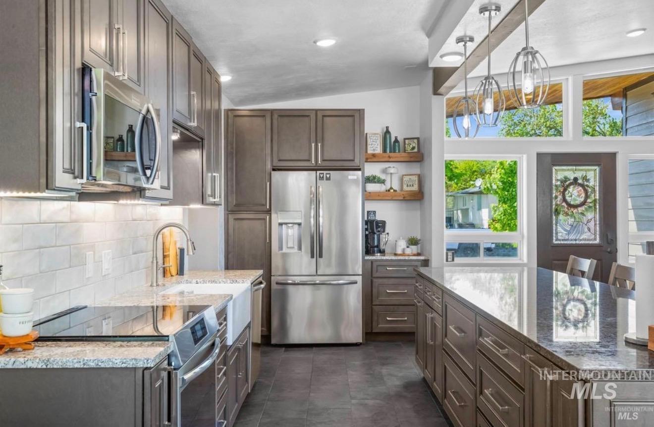 1221 9th Street, Clarkston WA 99403