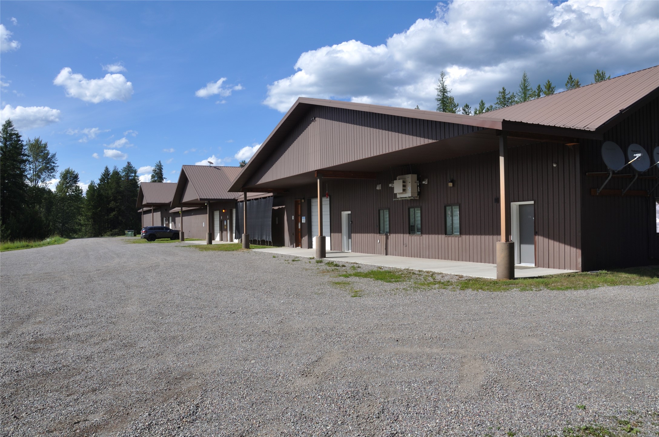 6065 - 6073 US Highway 93 N