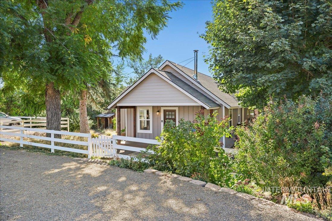 2651 Fruitvale Glendale Road, Council ID 83612