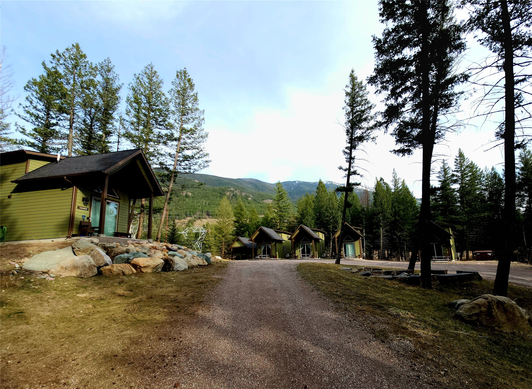 7547 Hwy 2 E