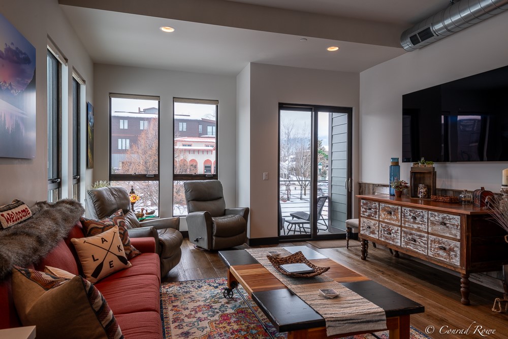 139 E 2nd Street 201