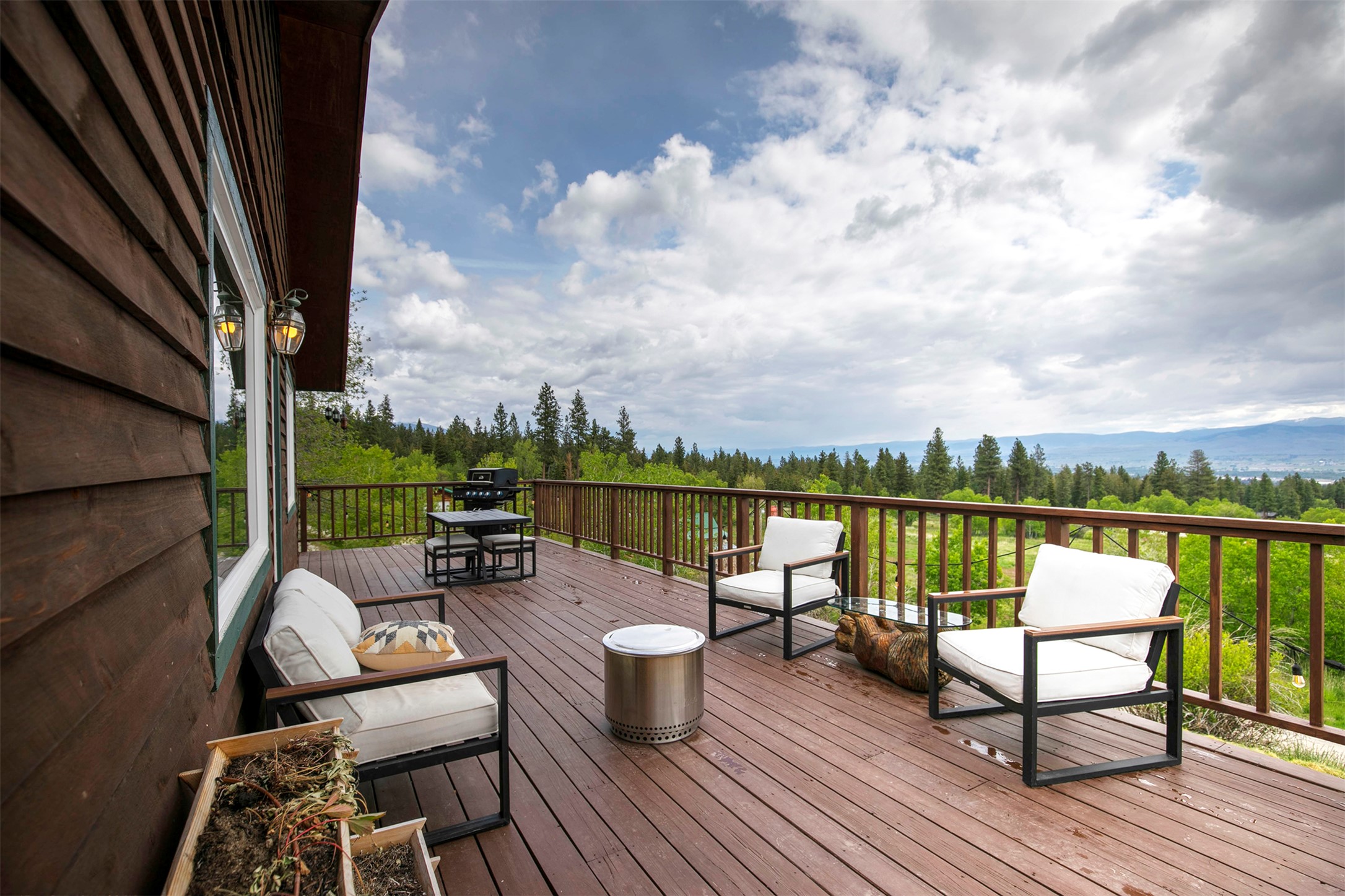 959 W Cow Creek Road