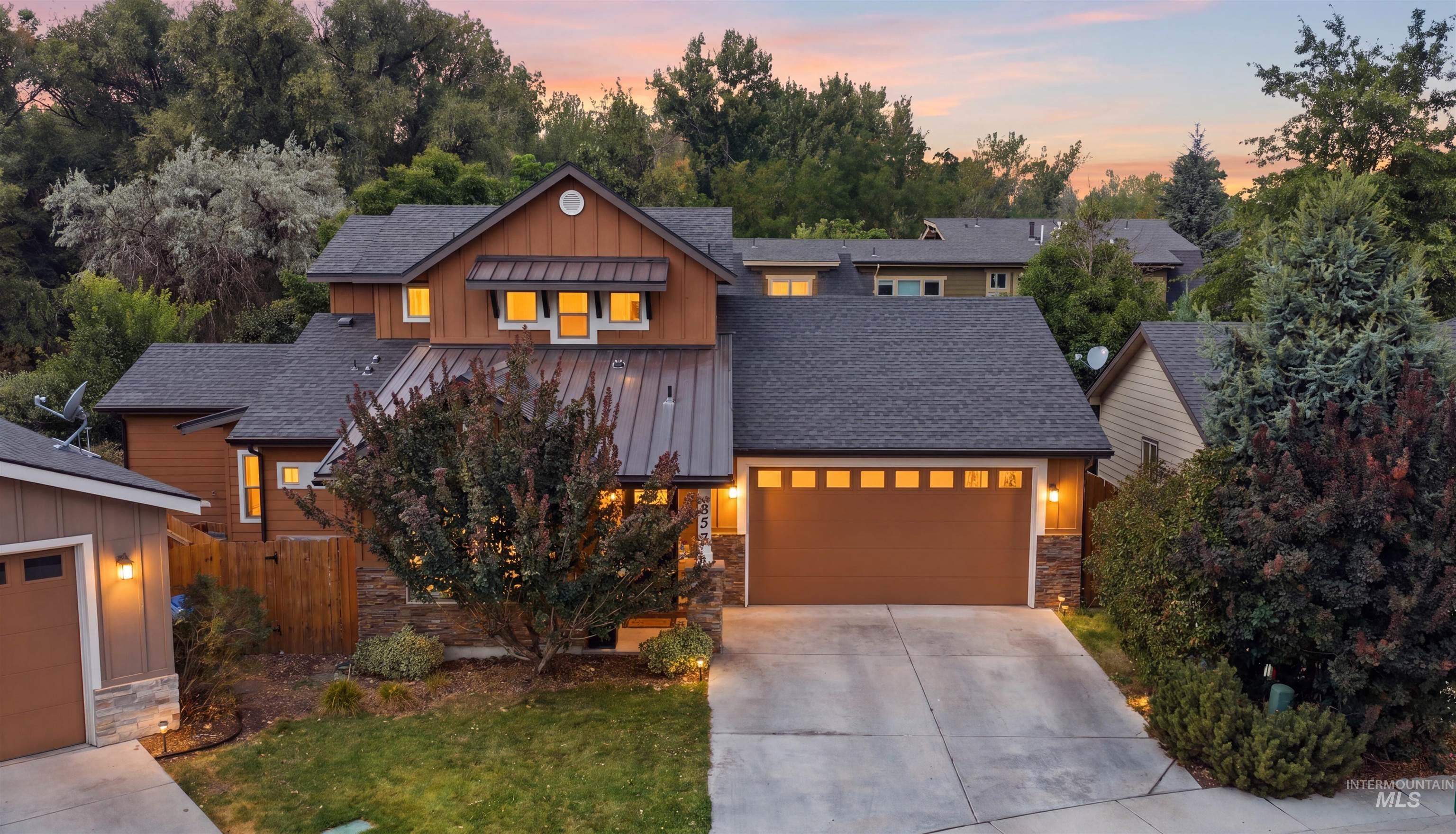 857 N River Path Ln, Boise ID 83703