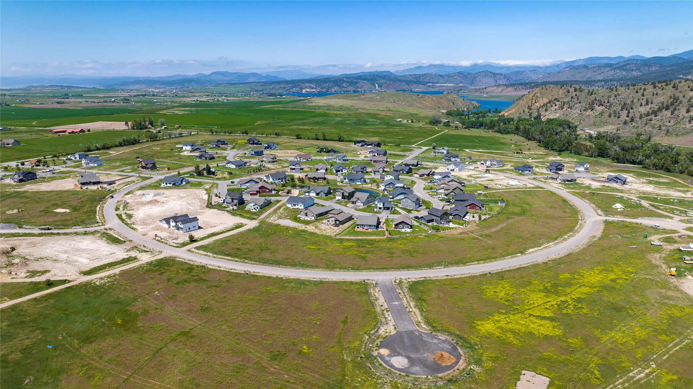 5497 Fireweed Loop