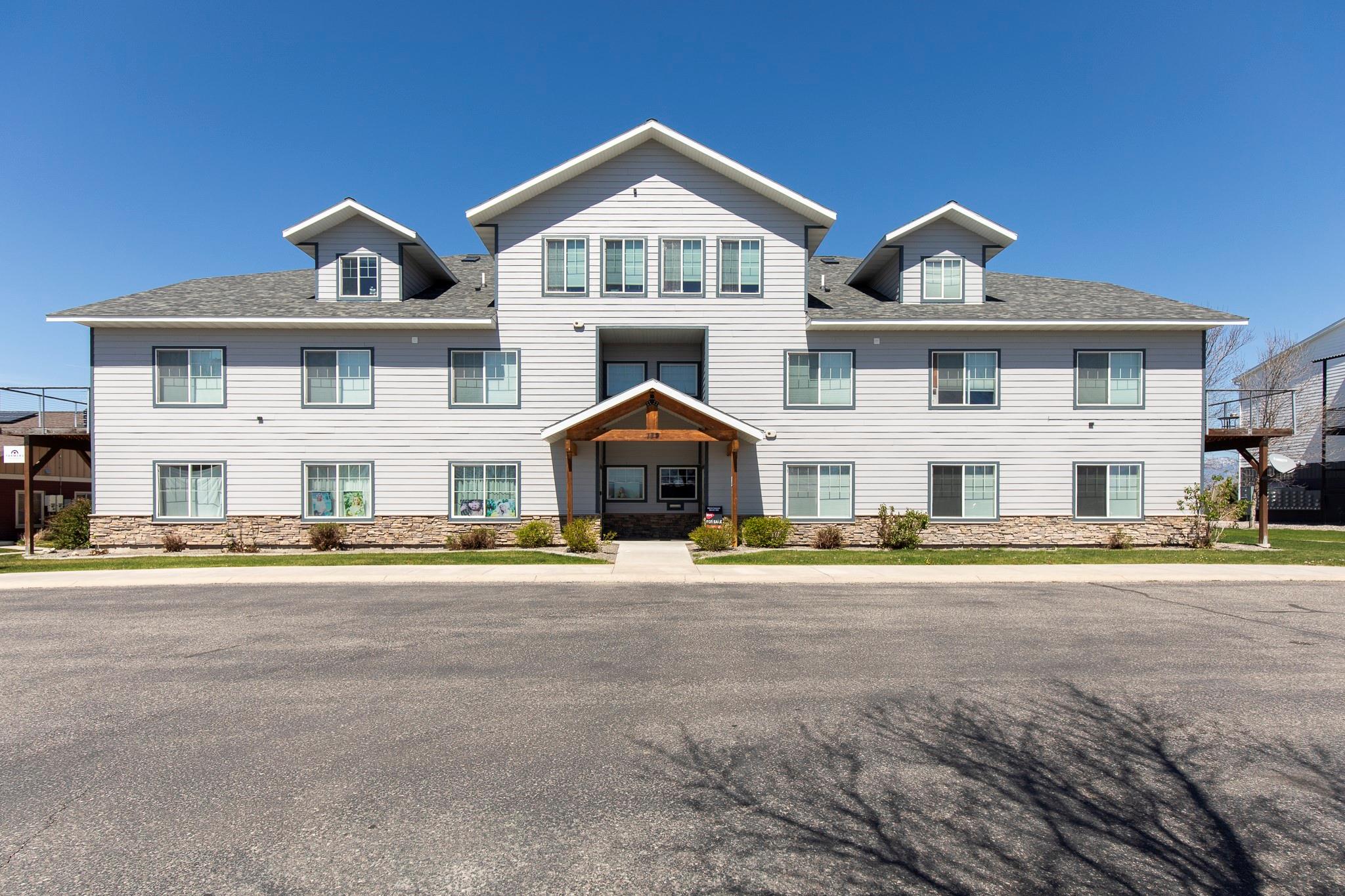 129 Village Drive 303