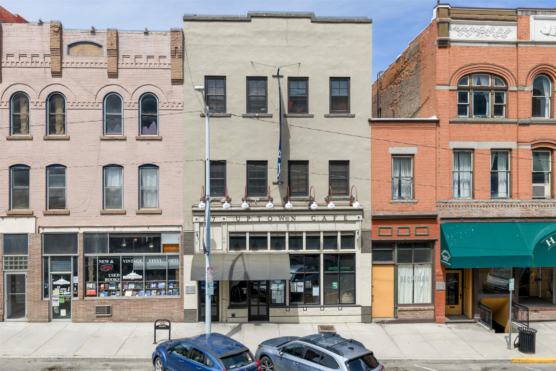 47 E Broadway Street