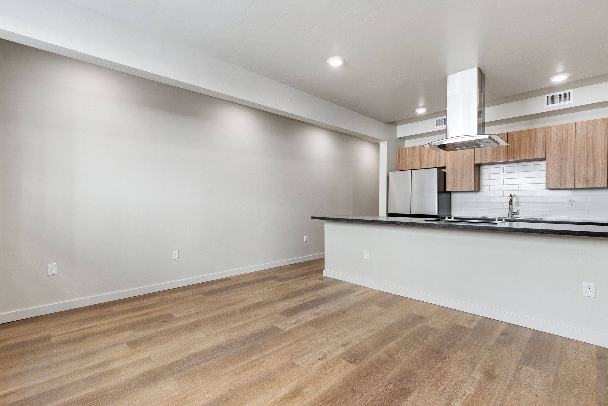 59 E Park Street 204