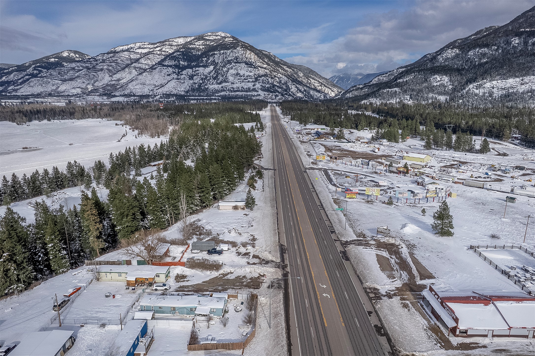 7386 US Hwy 2 E