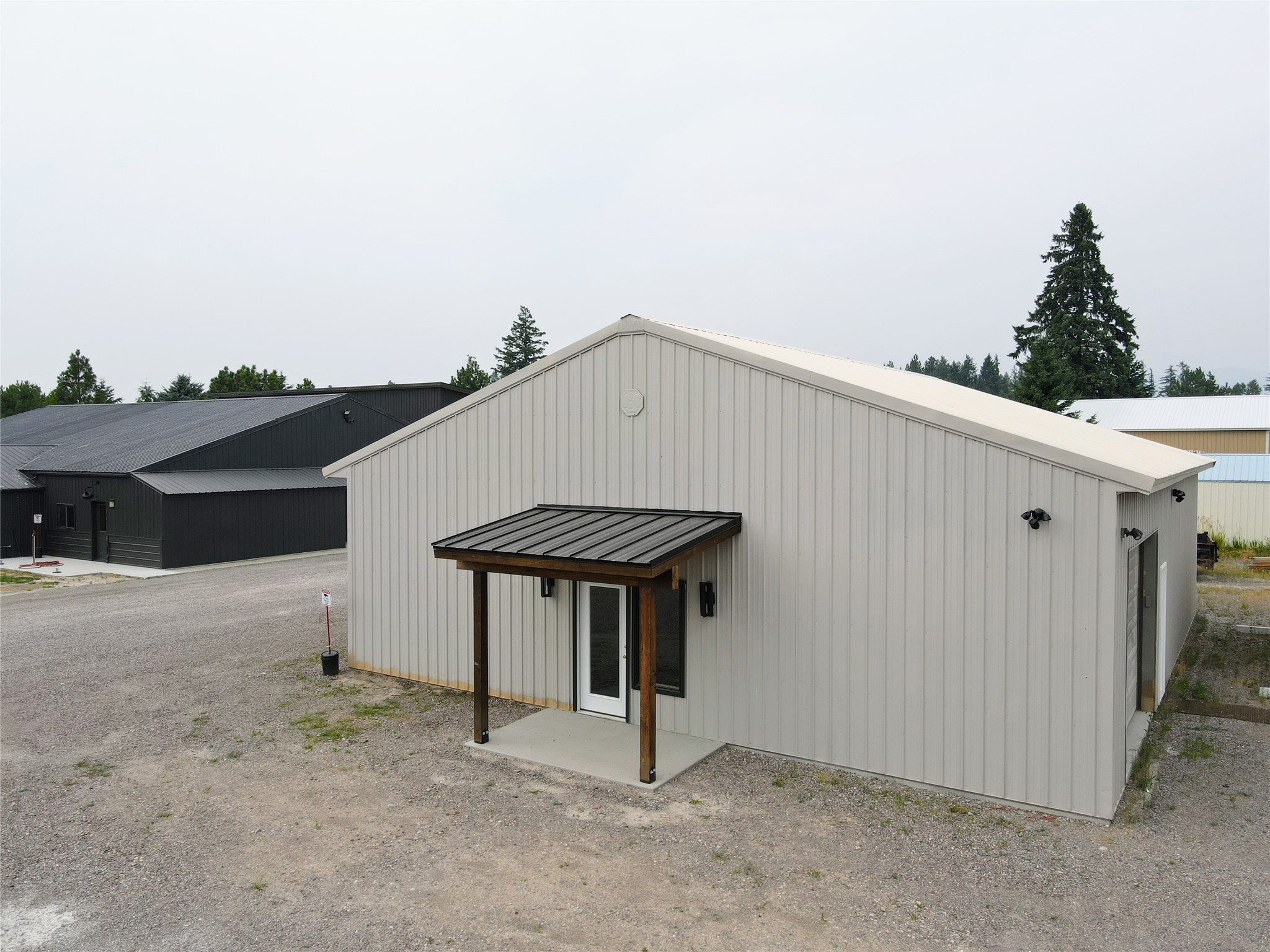 3585 W Highway 40 3CCA