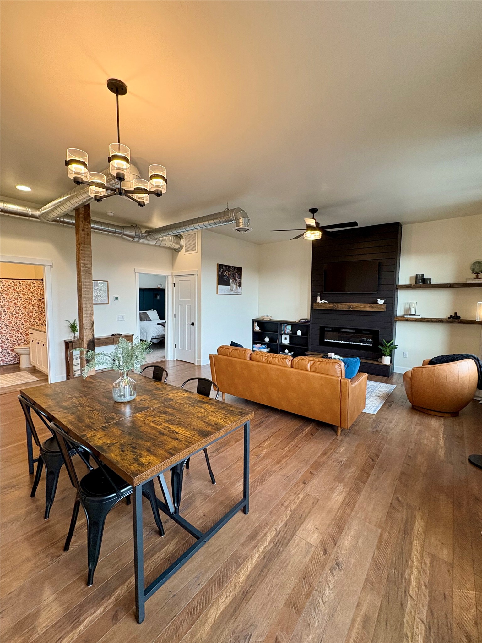 415 Broadway Street 4