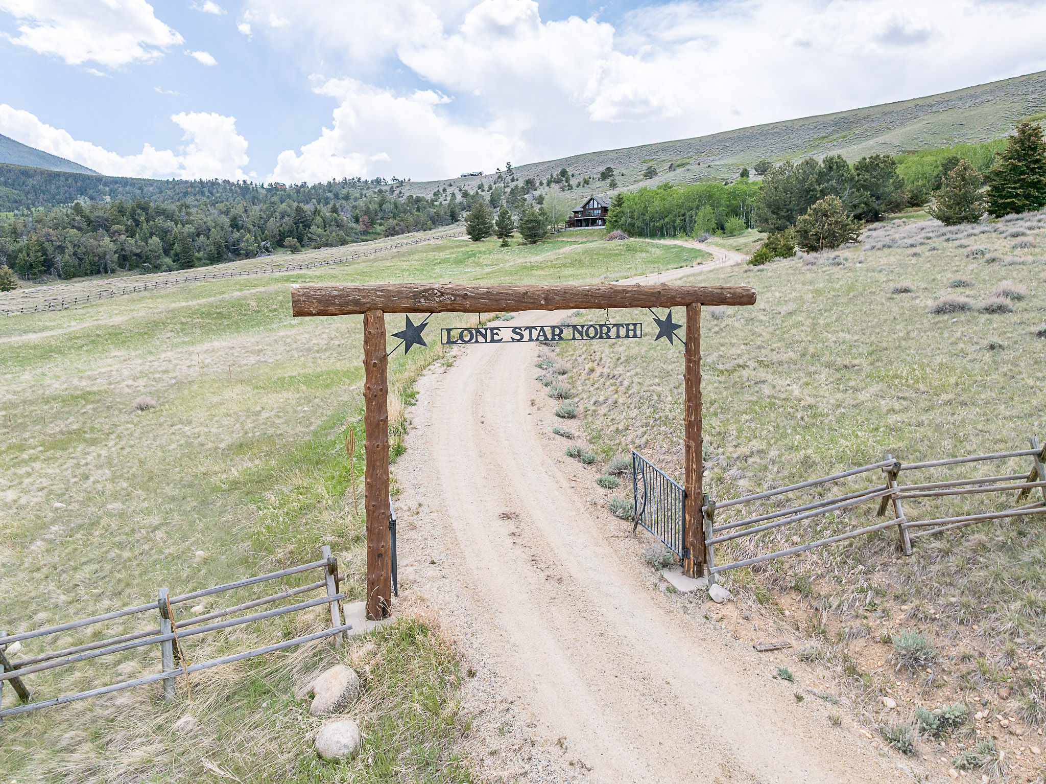 198 Meeteetse Trail Road