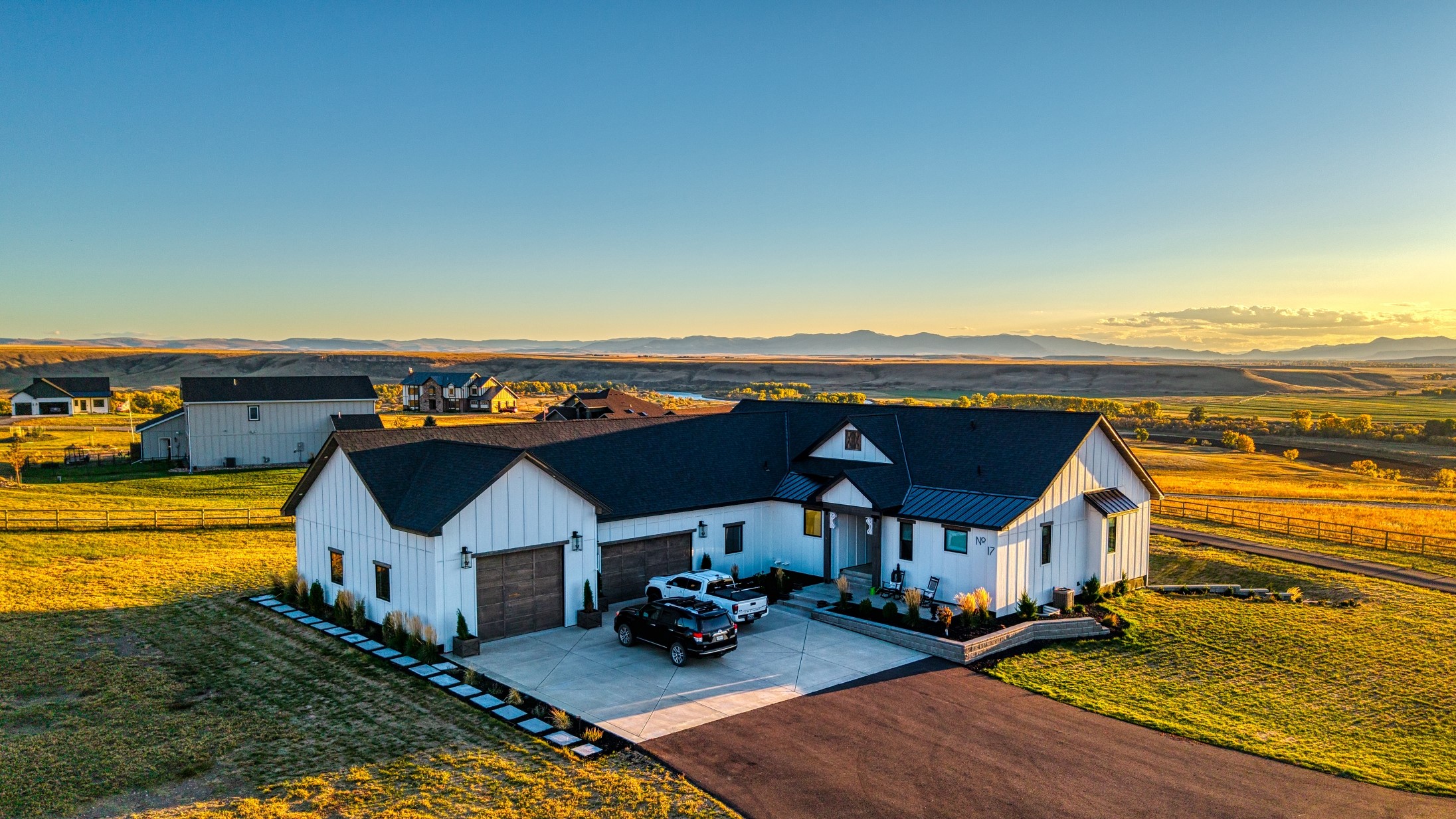 17 Grandview Court