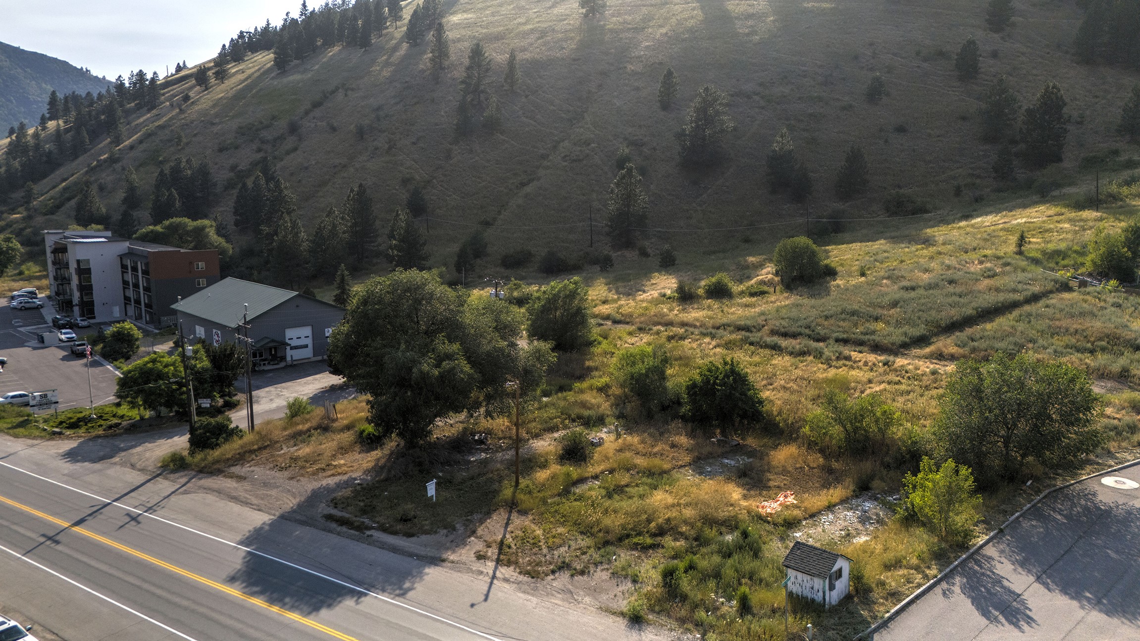 3510 HWY 200 E