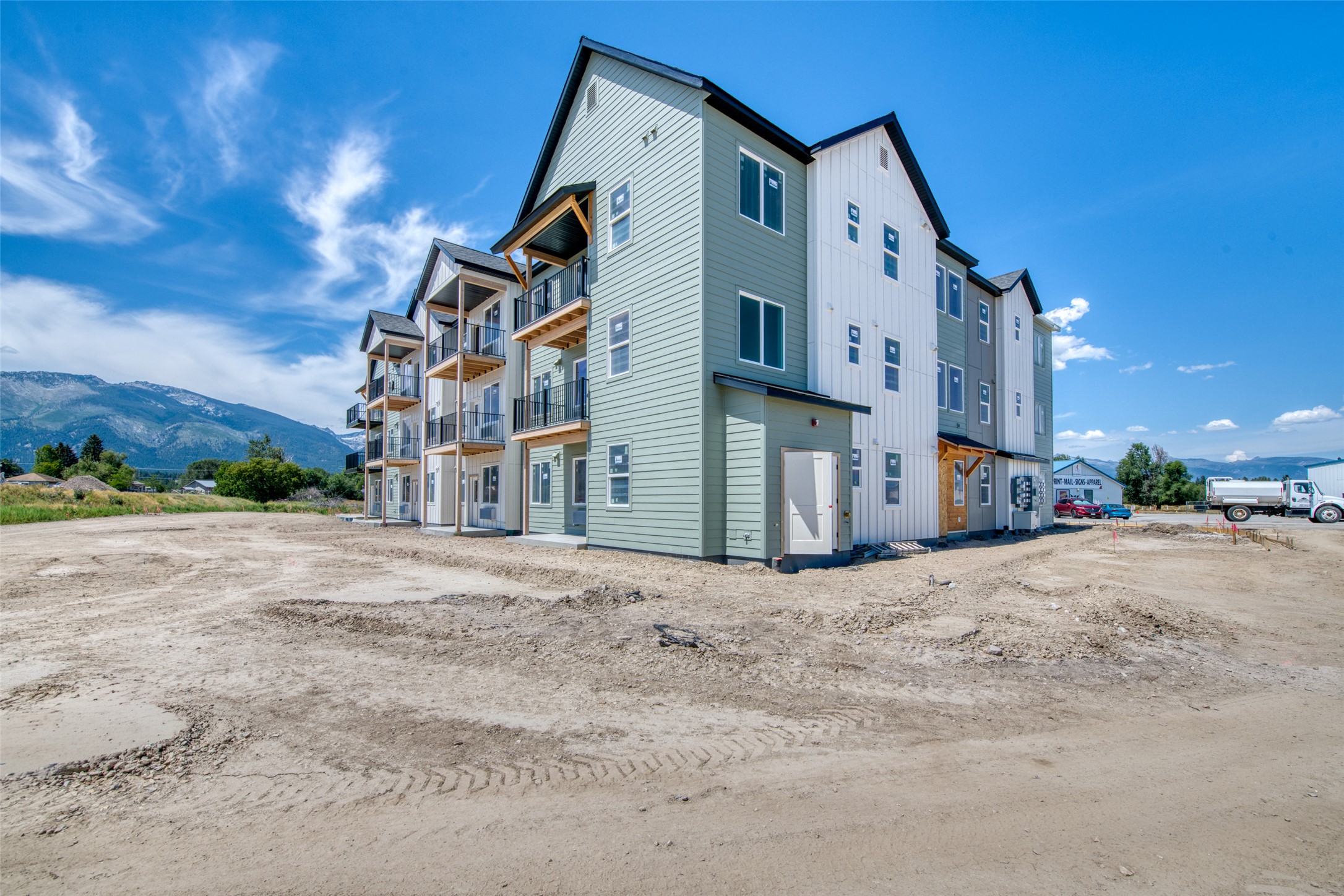 159 Canyon Falls Way 208