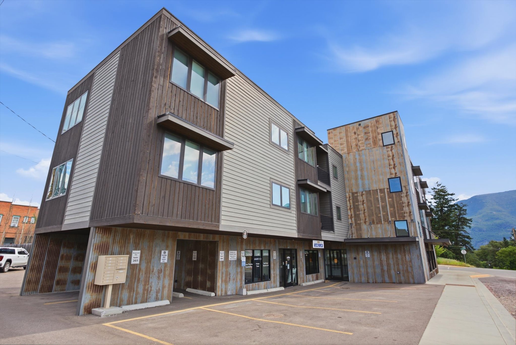 638 Nucleus Avenue 103