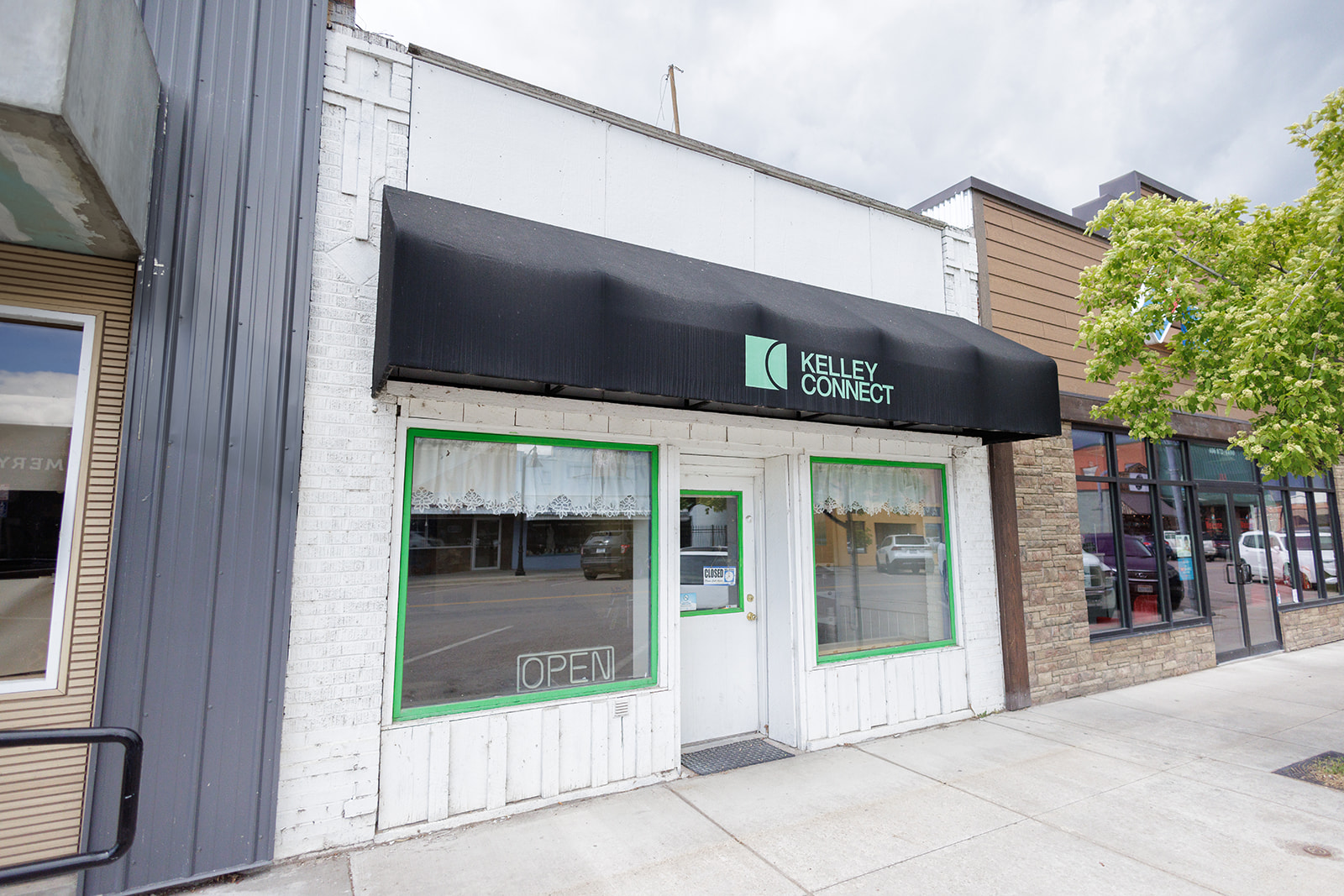 320 Main Street