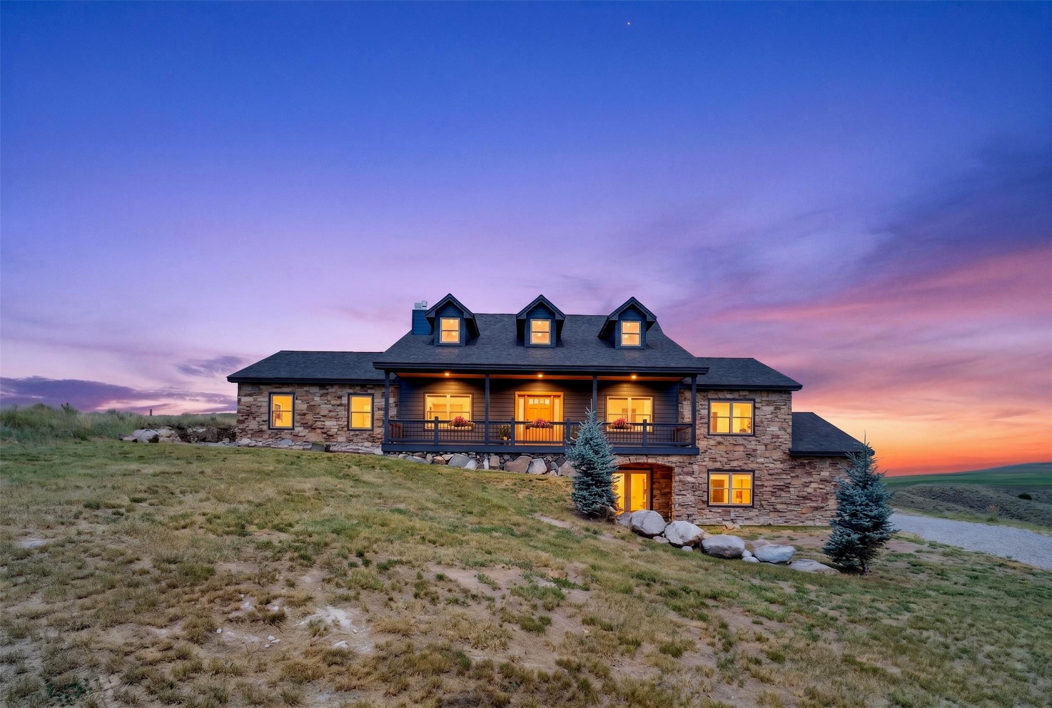 160 Hilltop Vista Loop