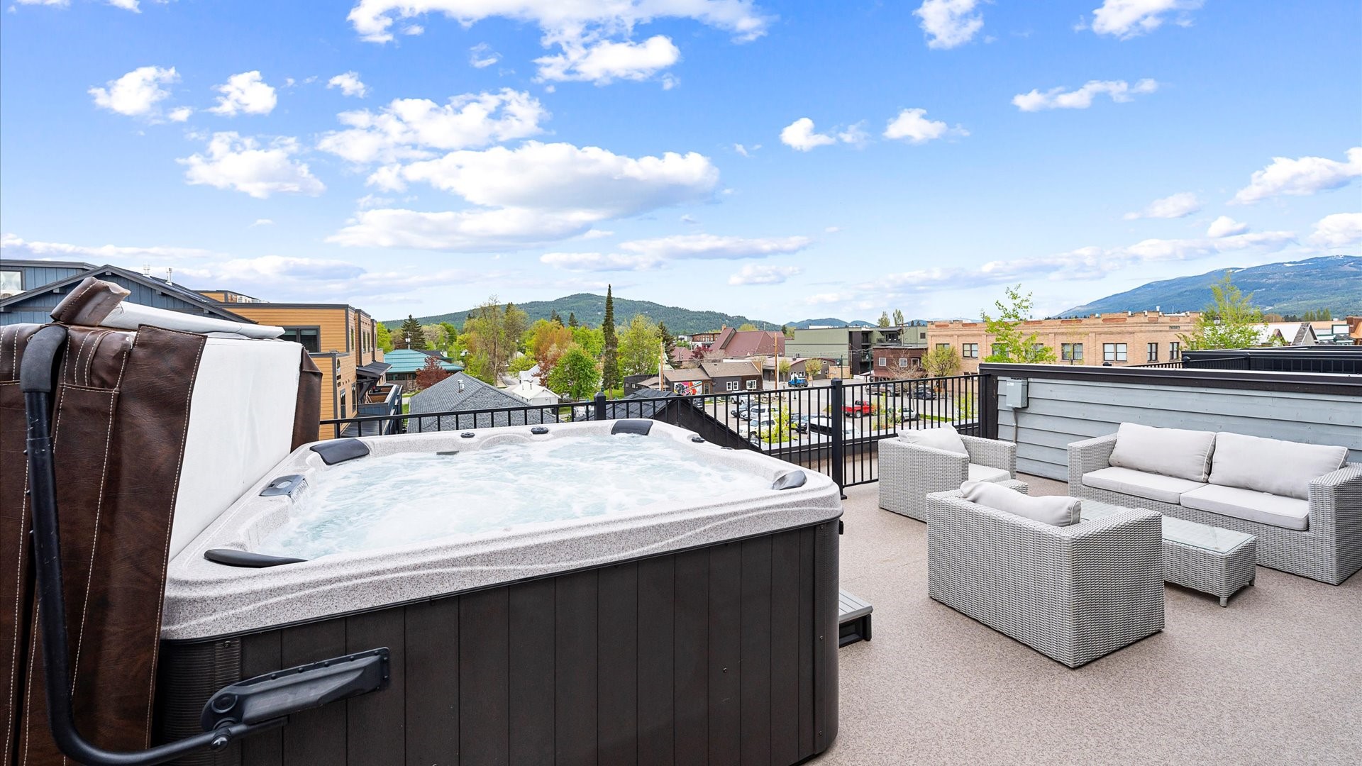 317 Central Avenue 302
