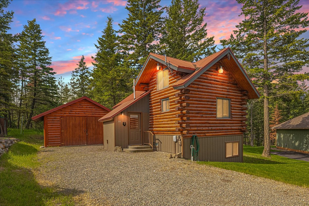 399 Kokanee Drive W