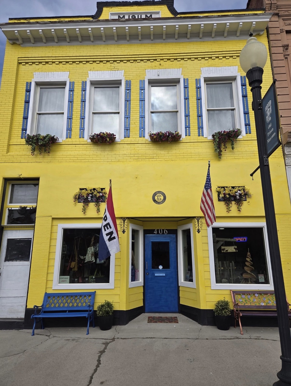 406 Main Street