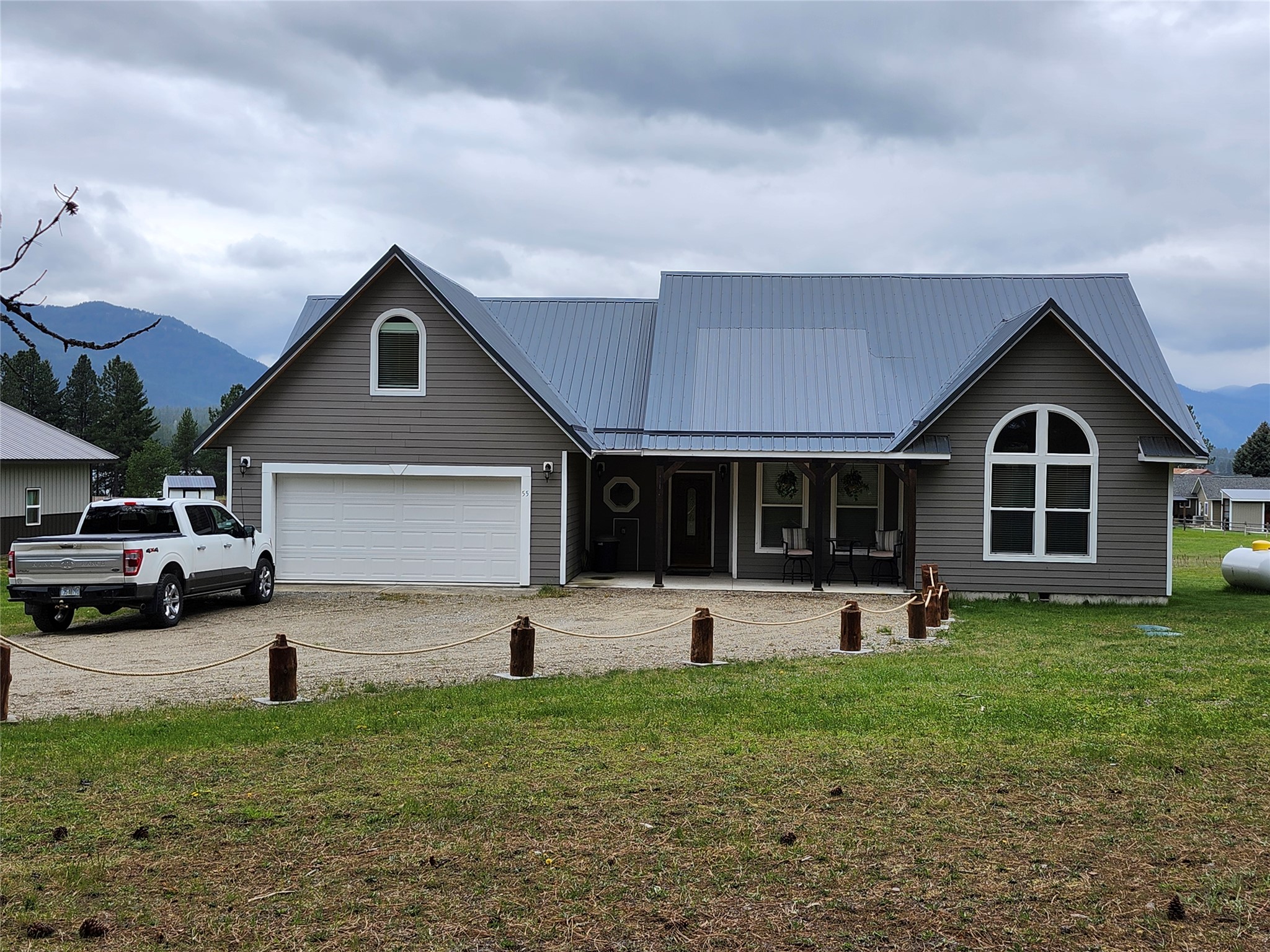 55 Lakeview Road