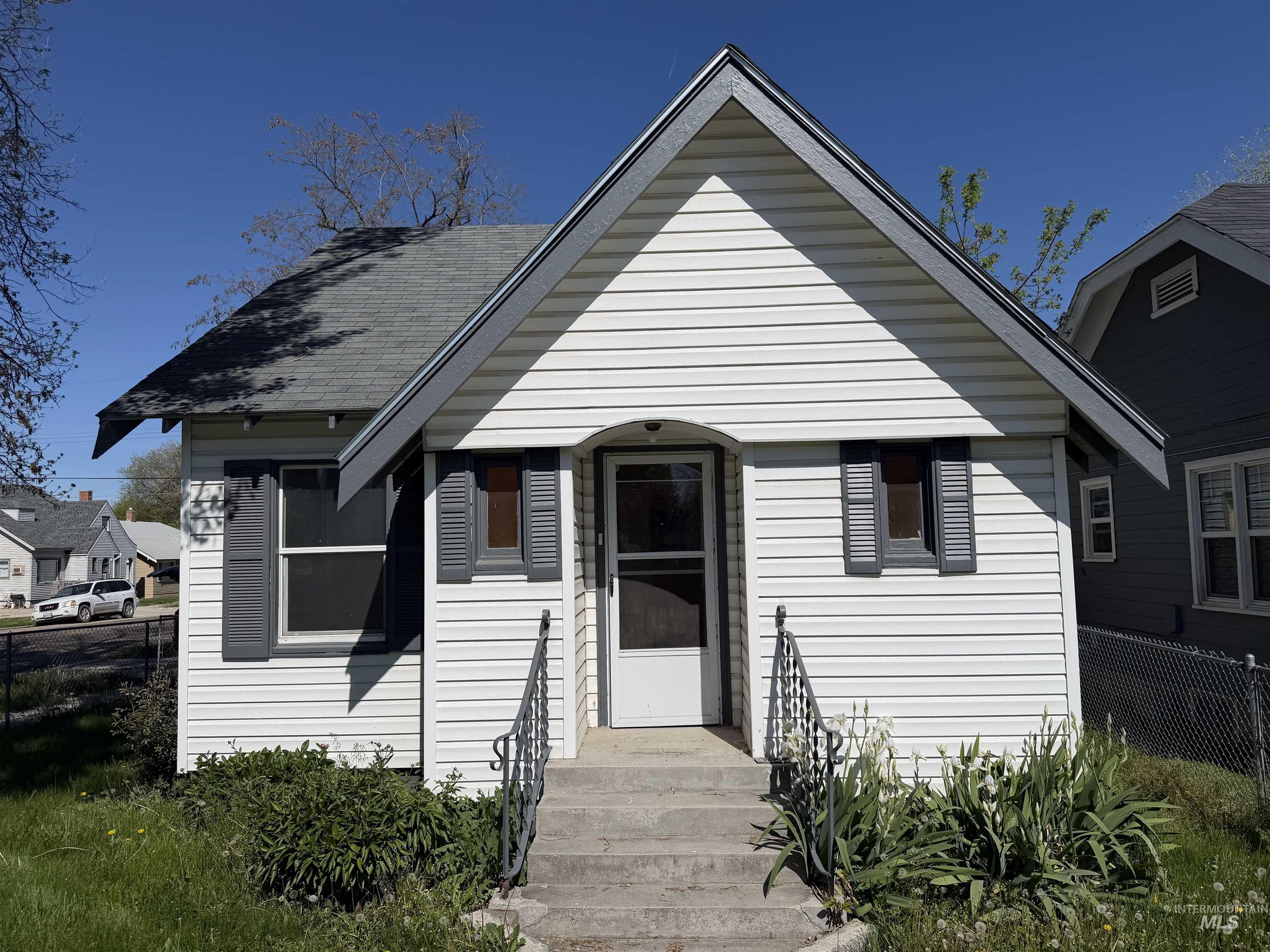 123 18th Ave S, Nampa ID 83651