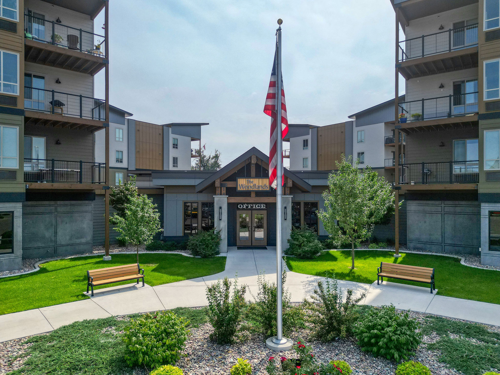 100 Woodlands Way S-204