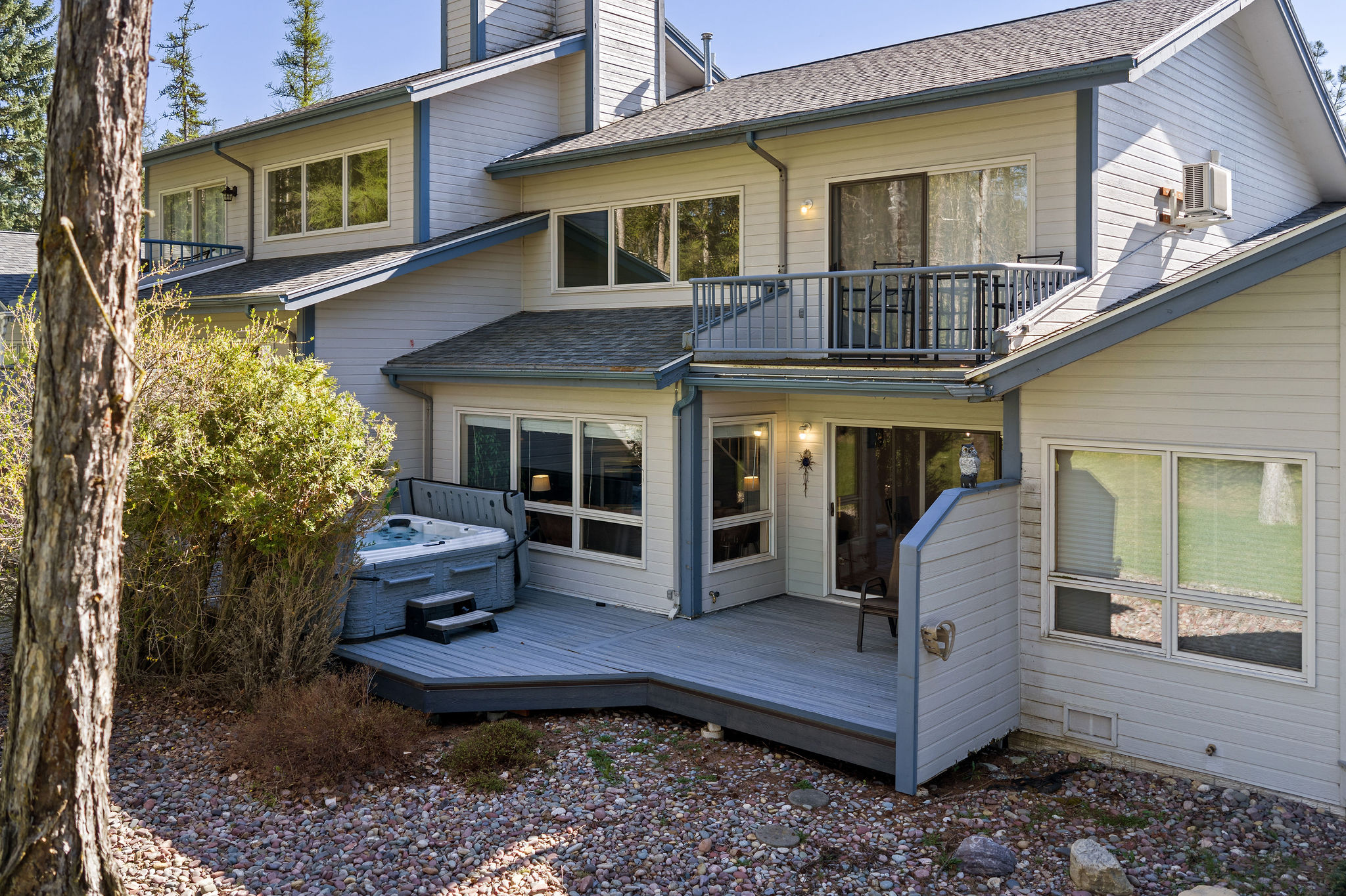103 Spy Glass Hill Way