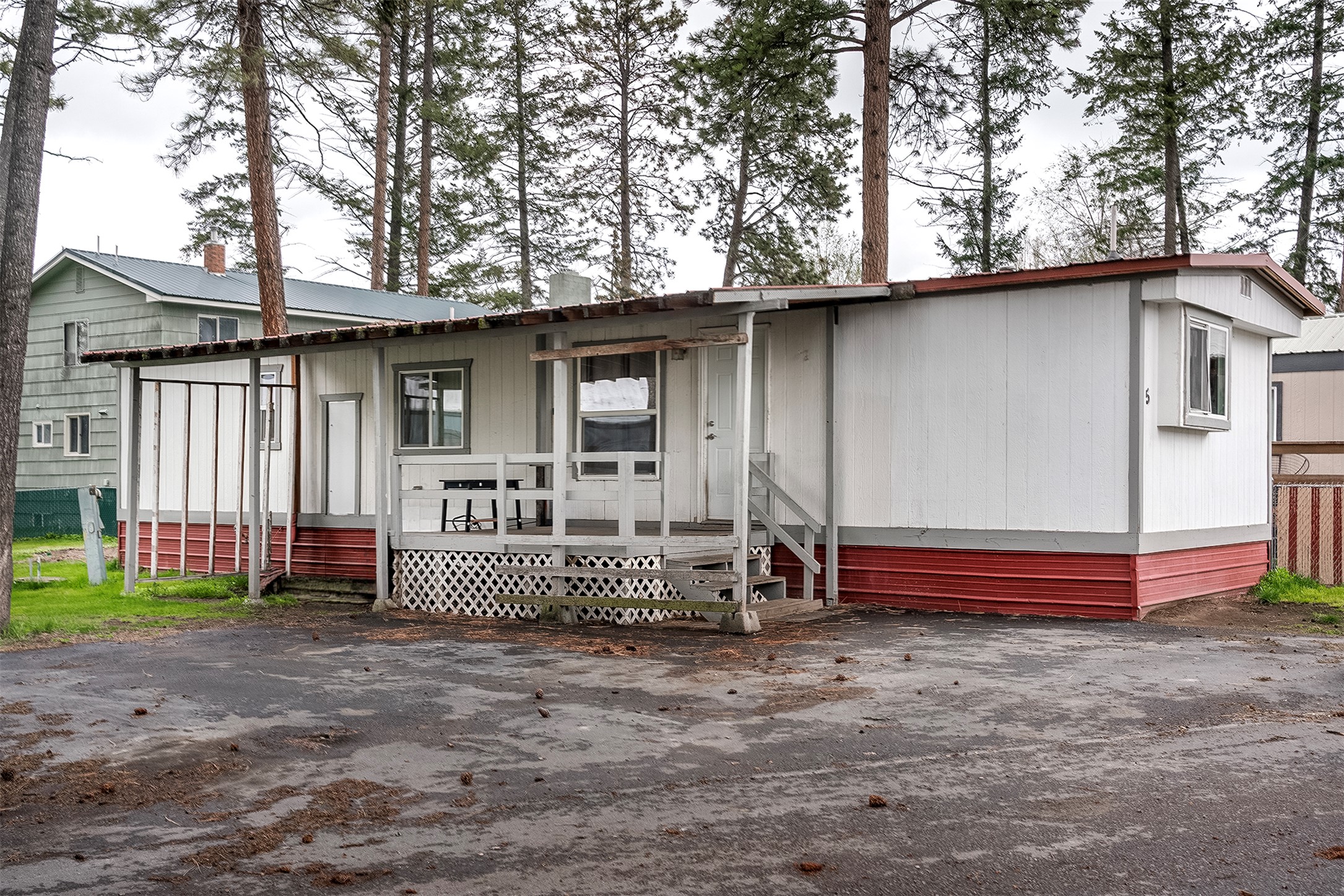 5 Ridgewood Drive